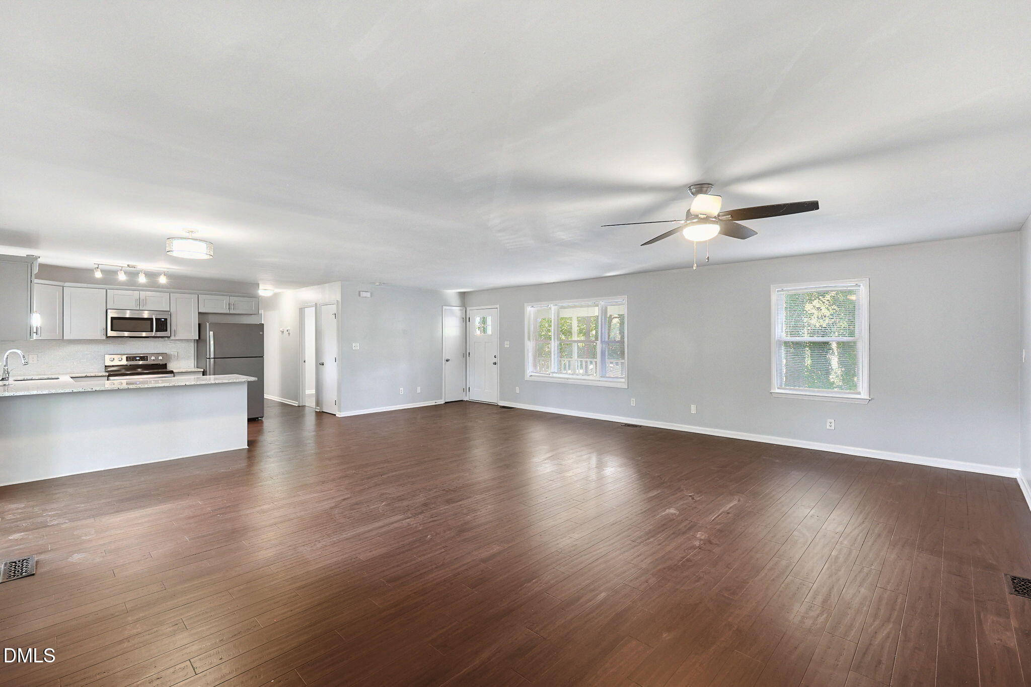 5613 Deerborn Drive Property Photo 9