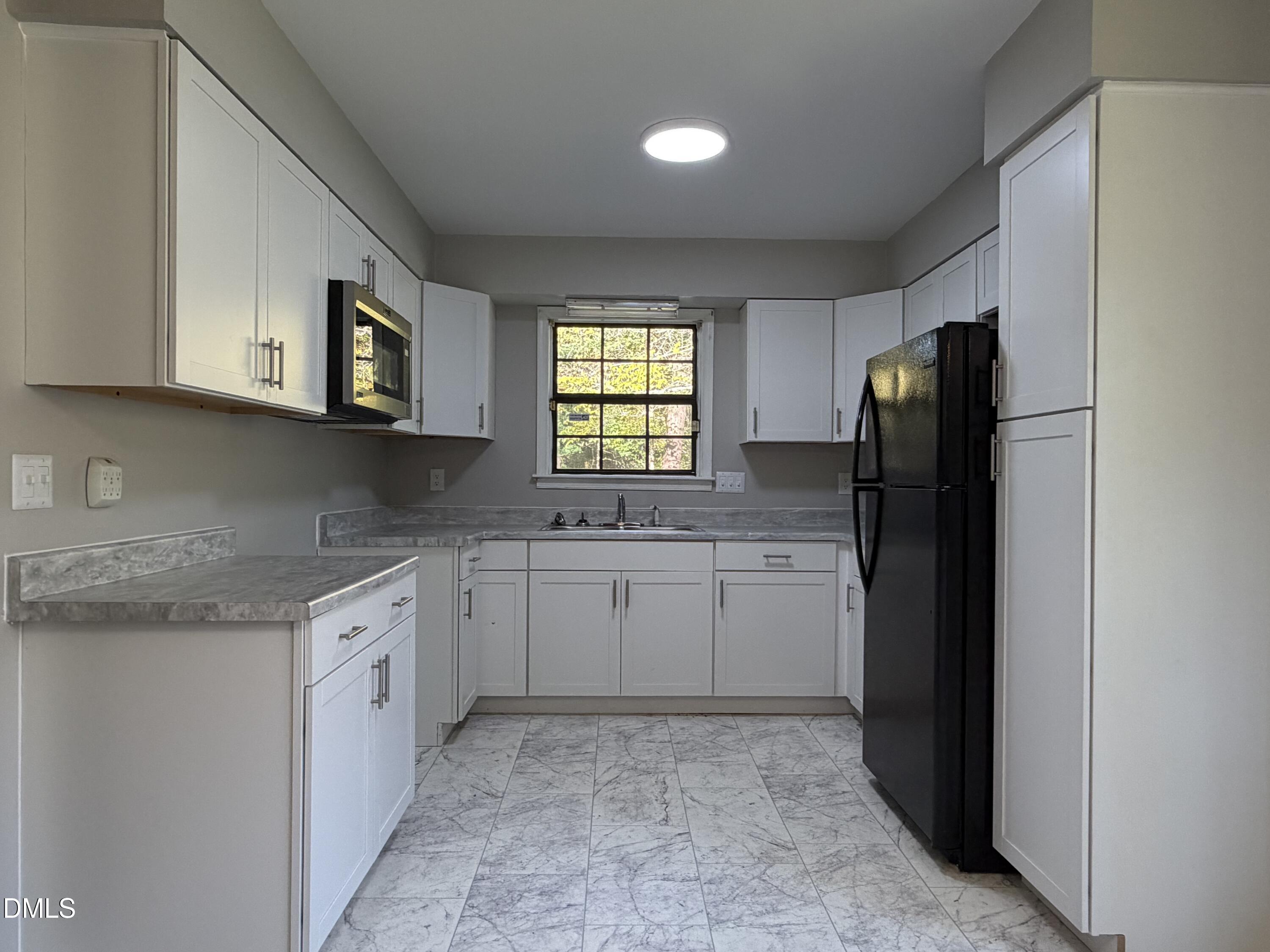 301 Reynolds Avenue Property Photo 11
