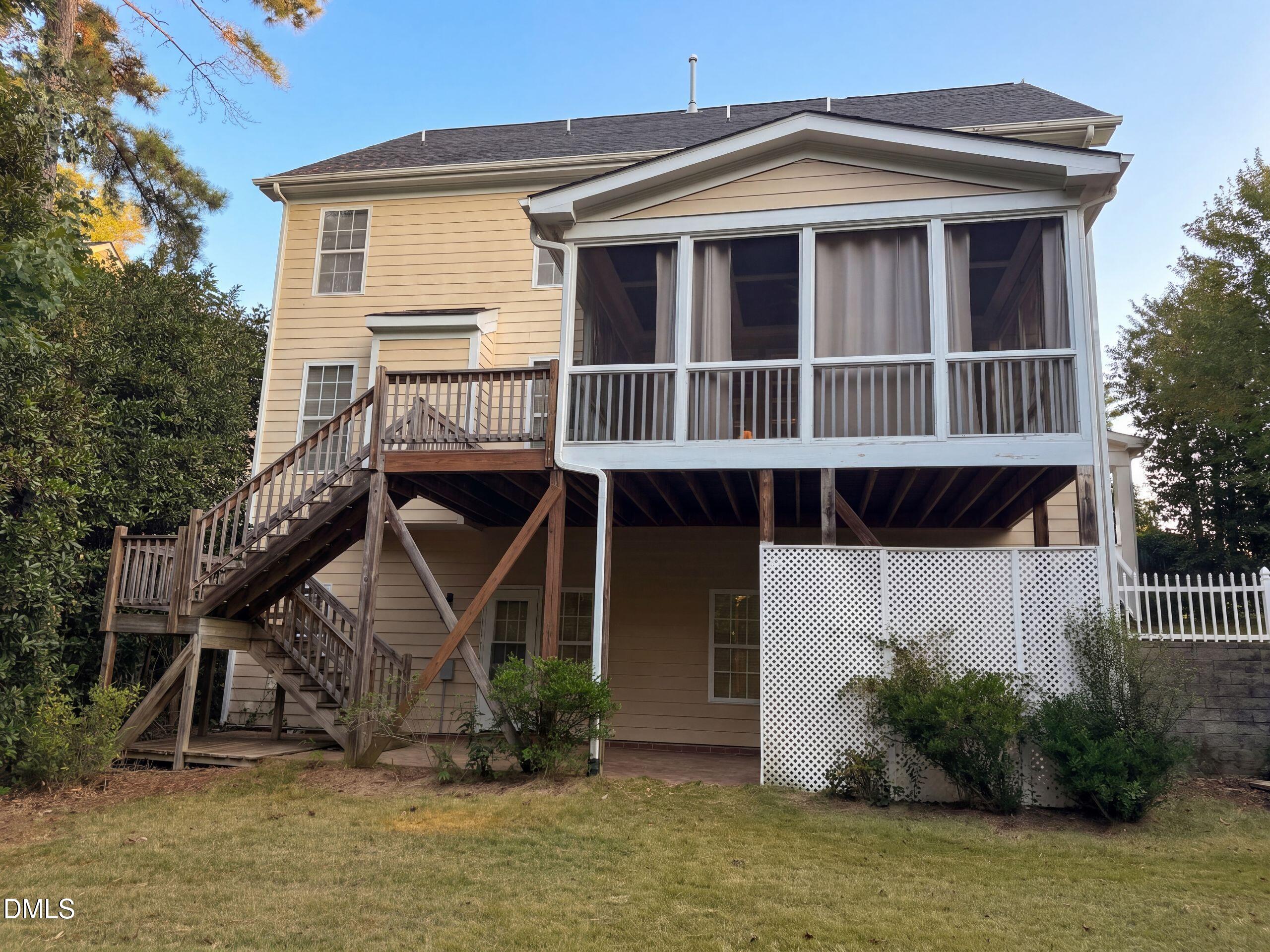 101 Gillyweed Court Property Photo 5