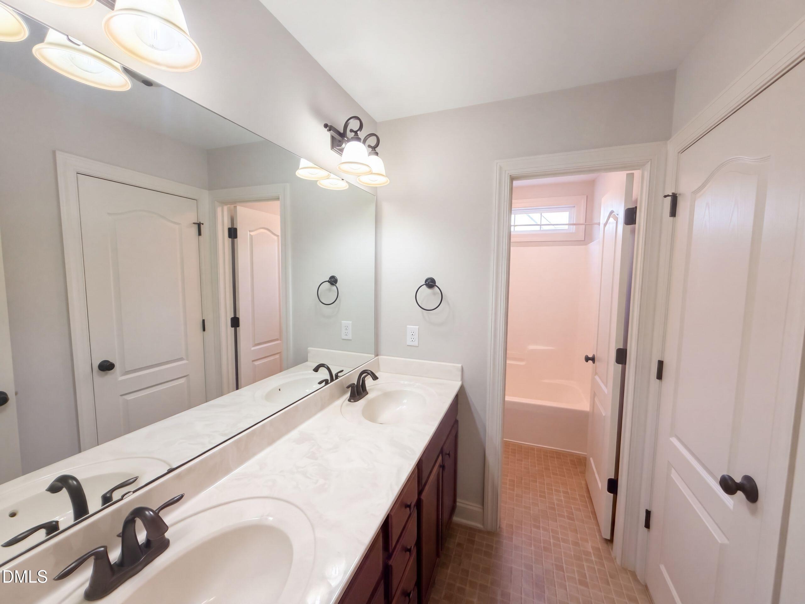101 Gillyweed Court Property Photo 20