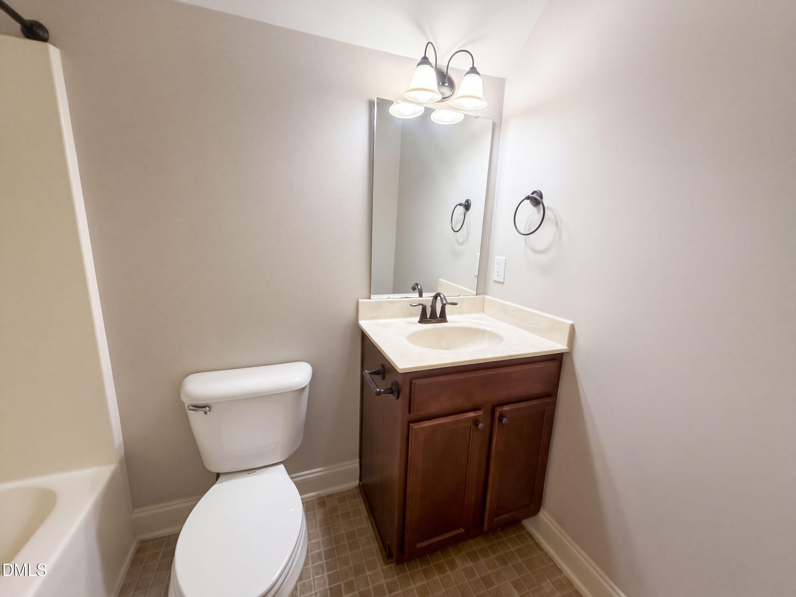 101 Gillyweed Court Property Photo 24