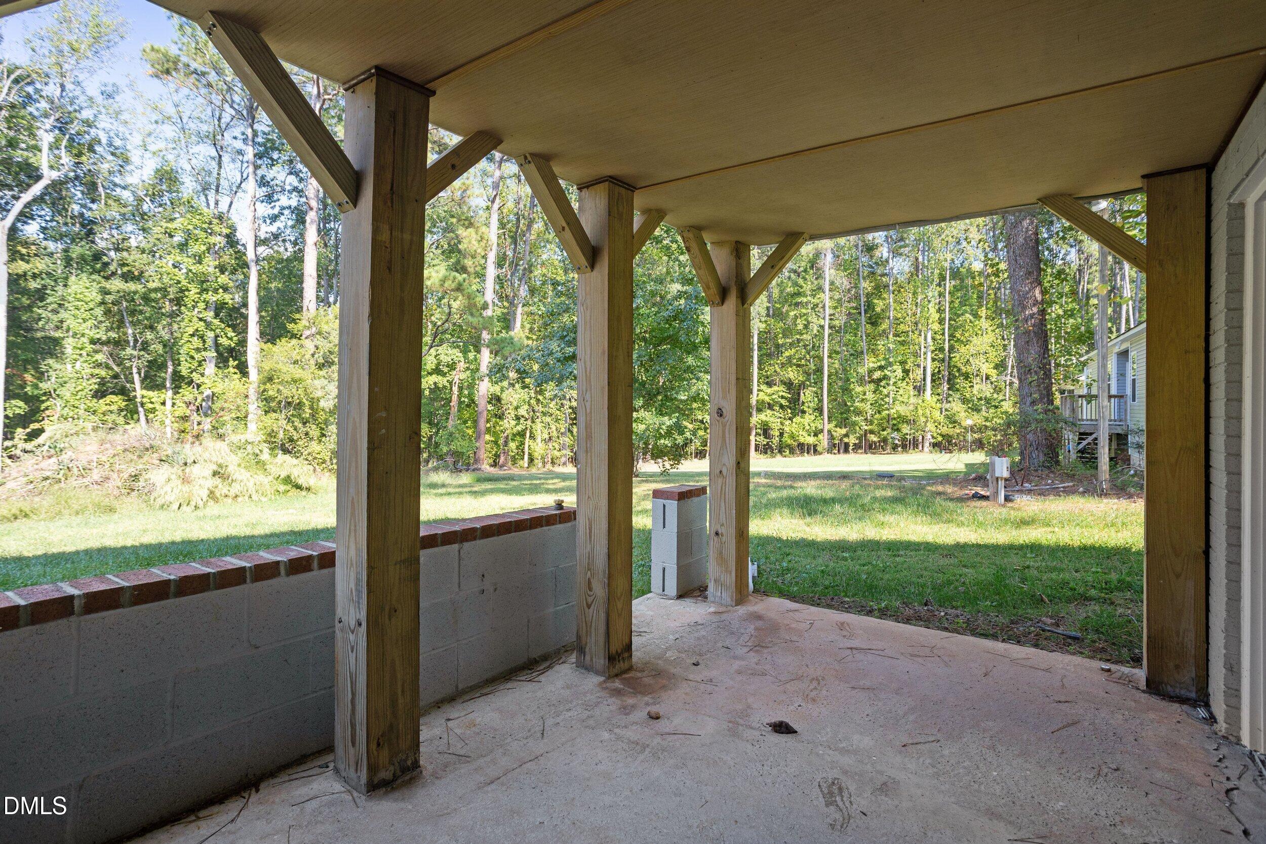 101 Wyoming Drive Property Photo 6