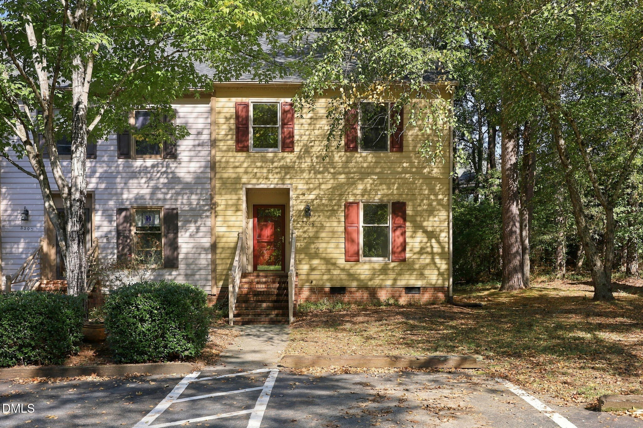 3305 Coachmans Way Property Photo 1
