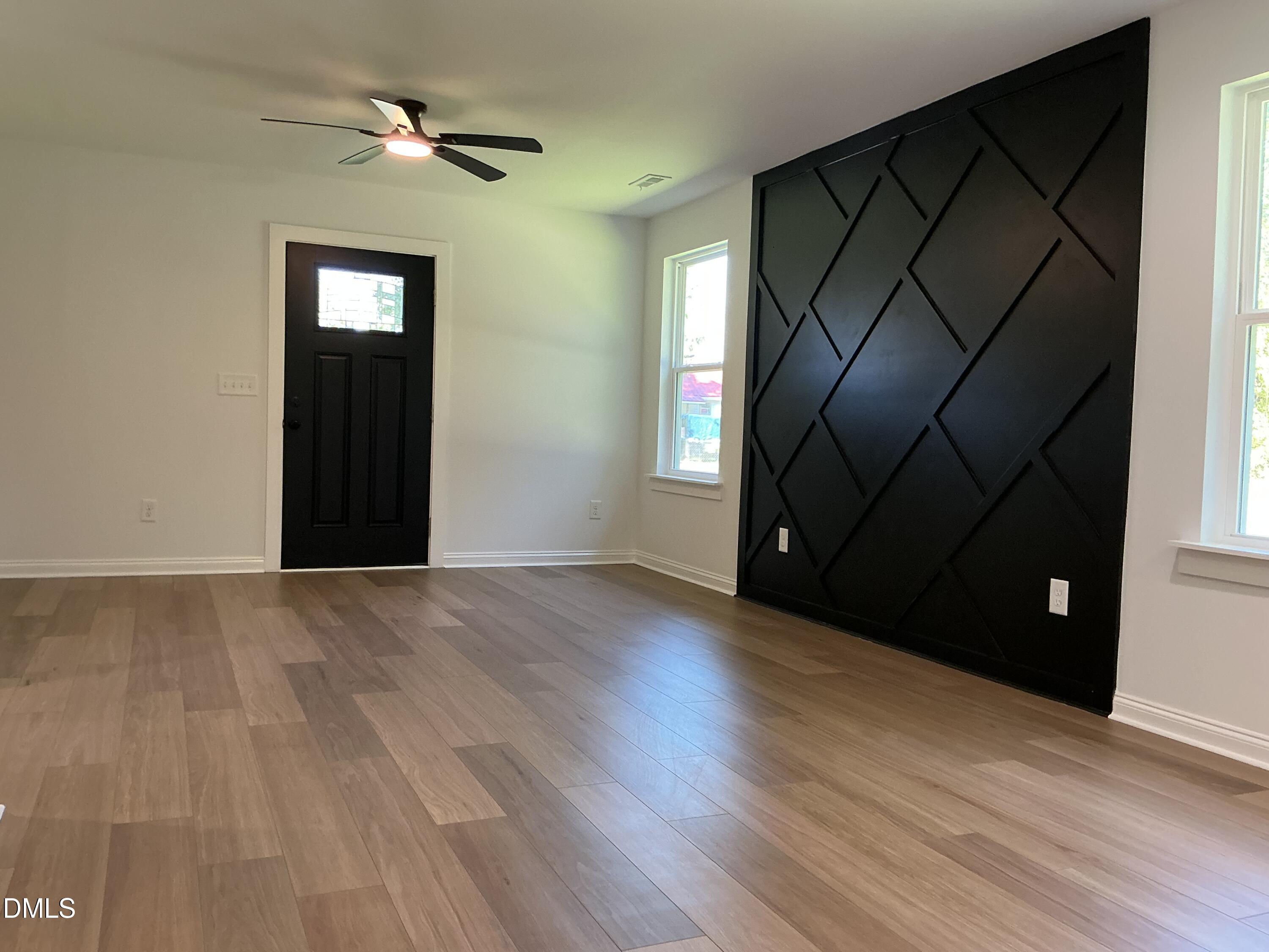 520 Crump Street Property Photo 9