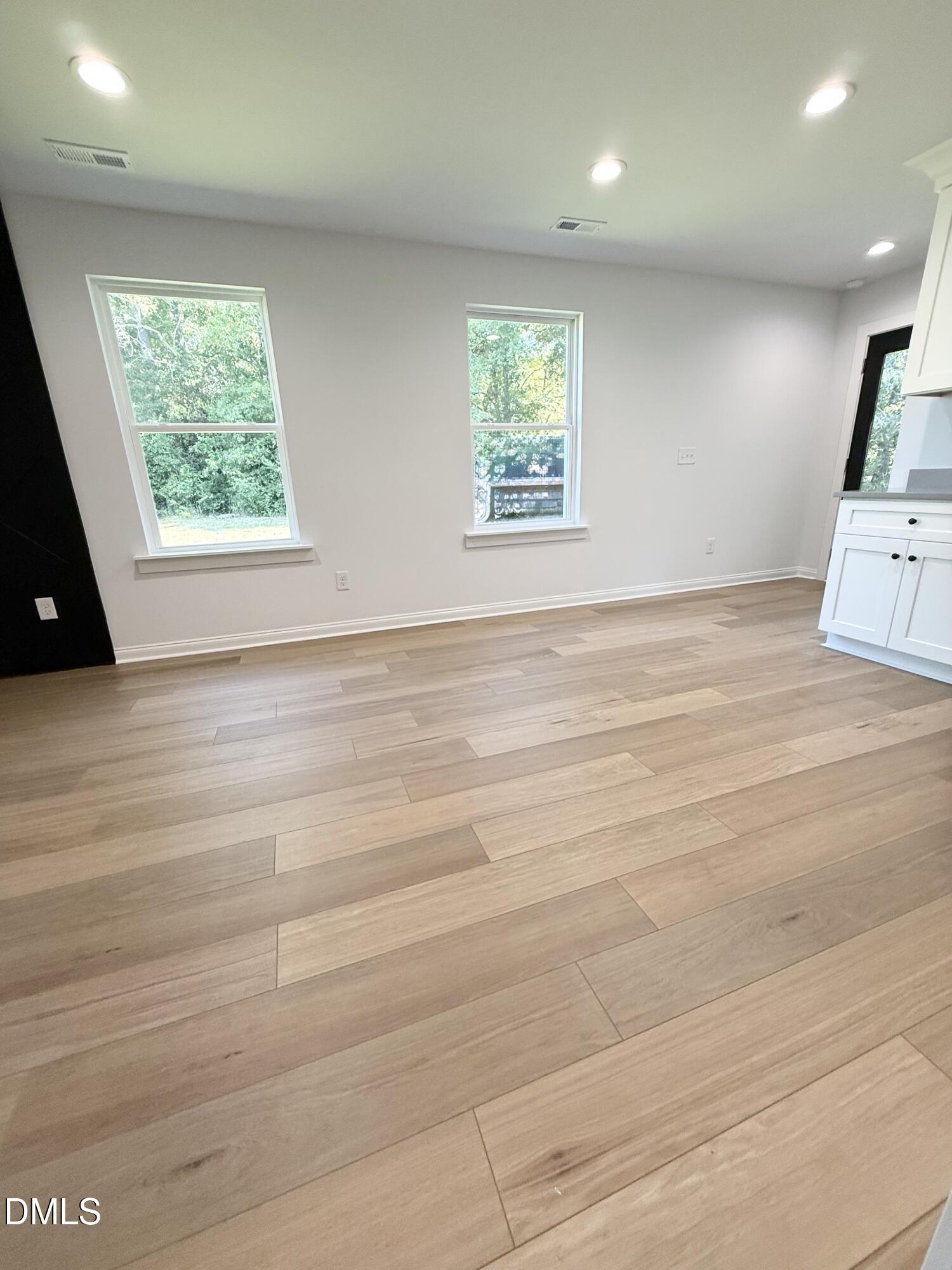 520 Crump Street Property Photo 11