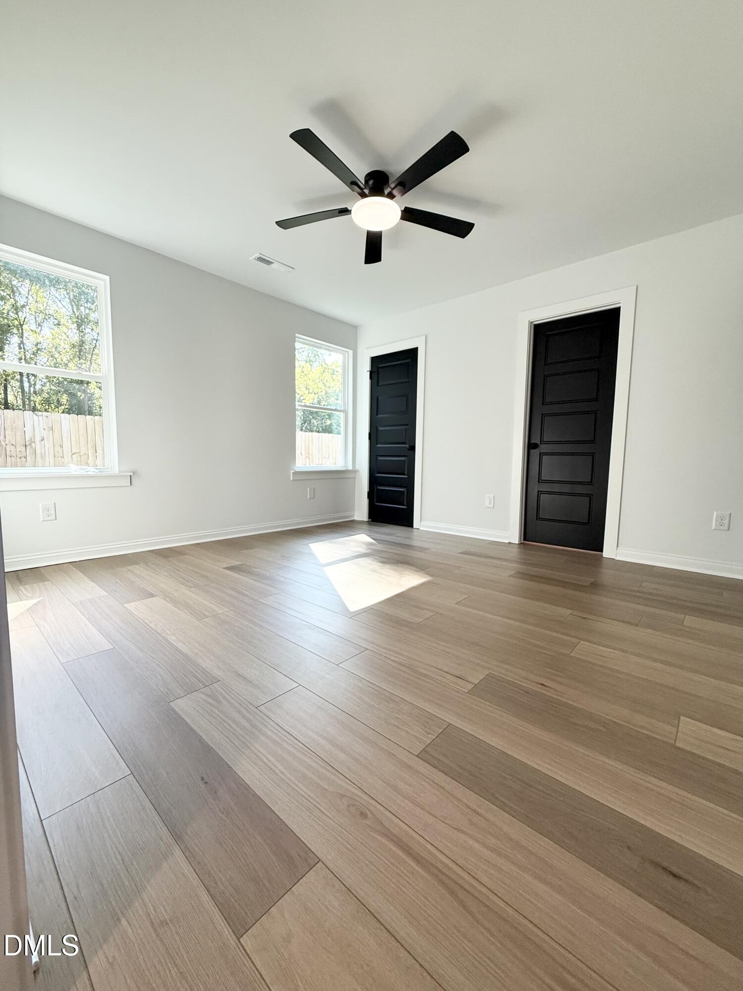 520 Crump Street Property Photo 20