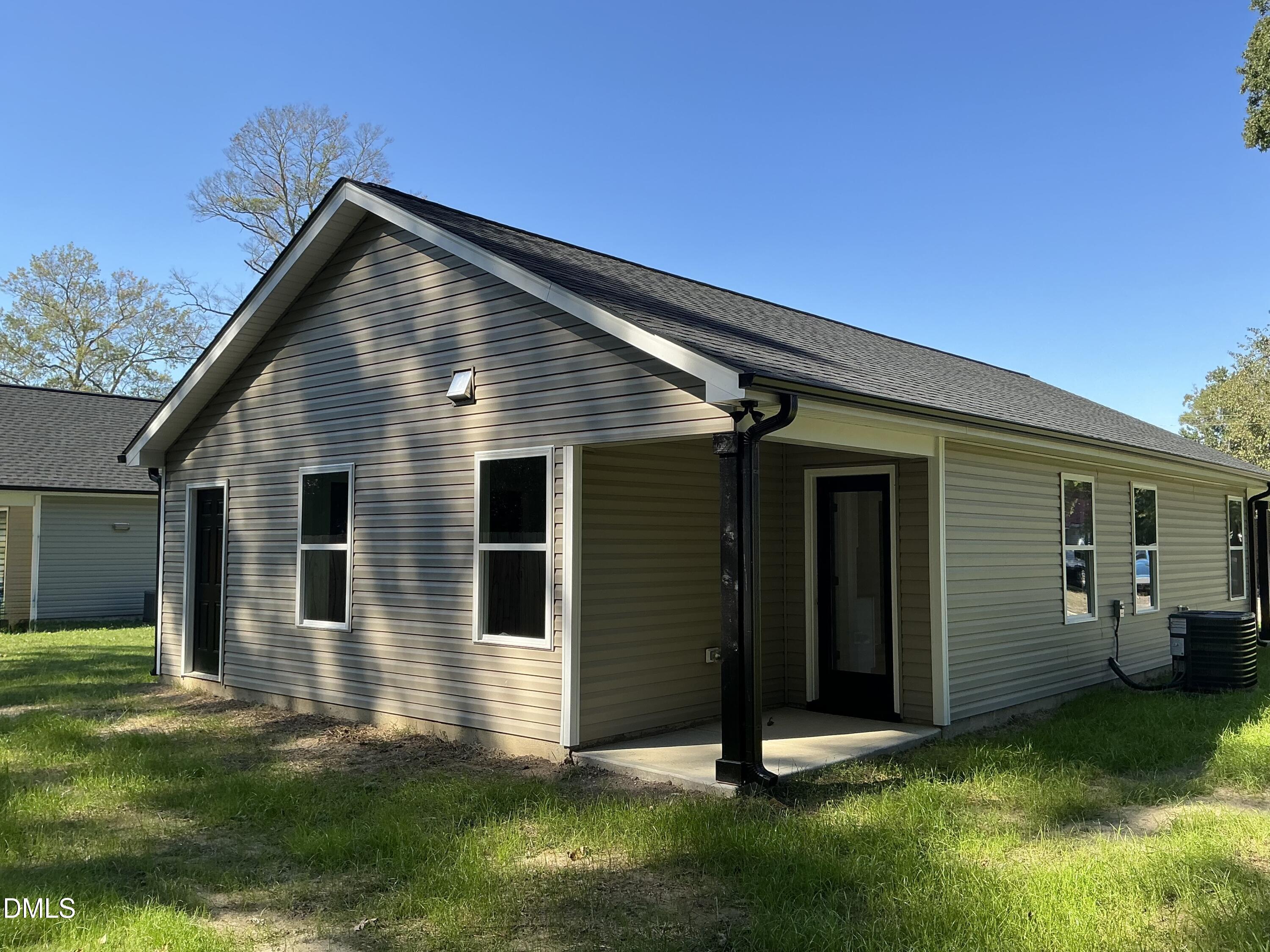 520 Crump Street Property Photo 34