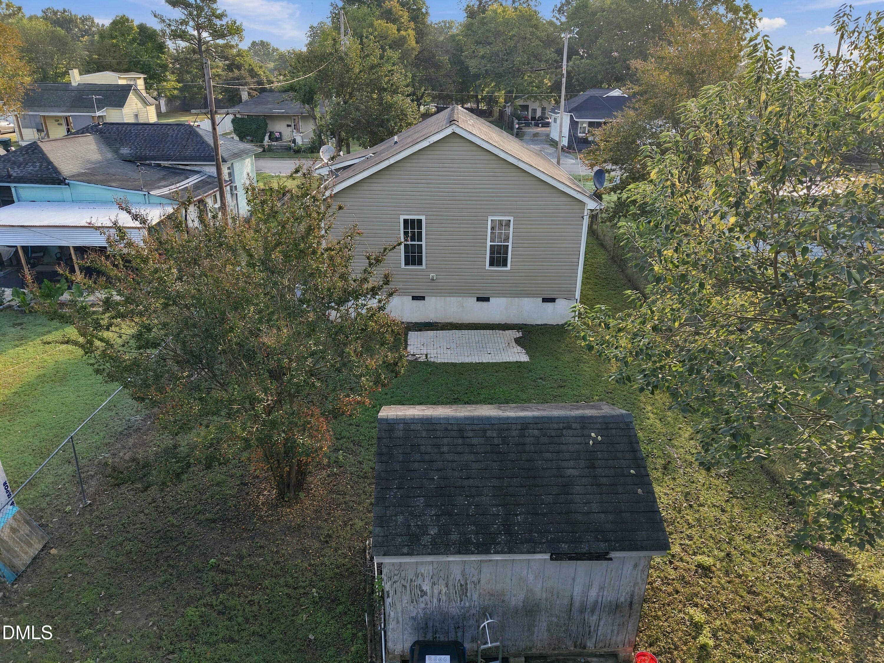 1616 Thompson Street Property Photo 6