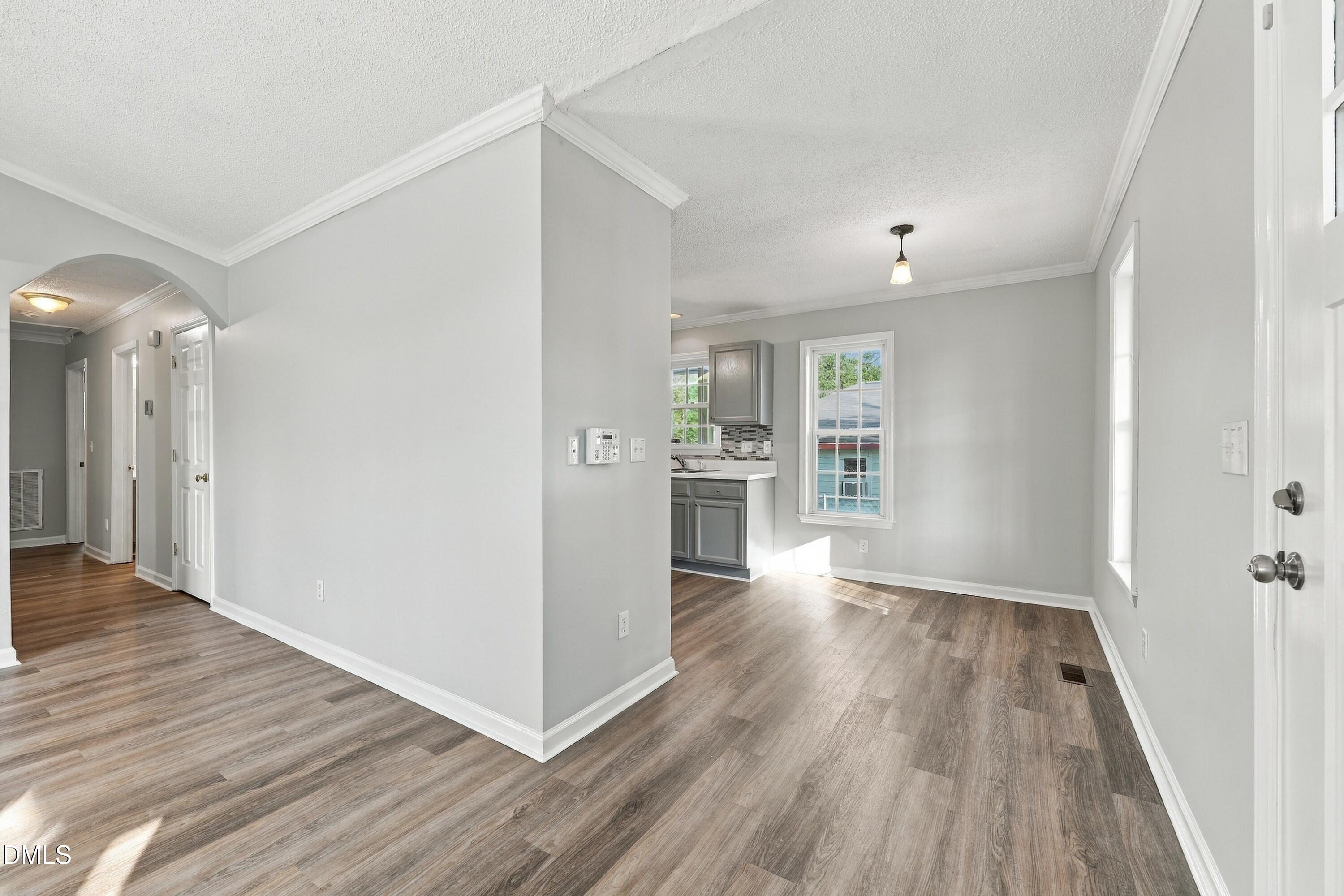 1616 Thompson Street Property Photo 21