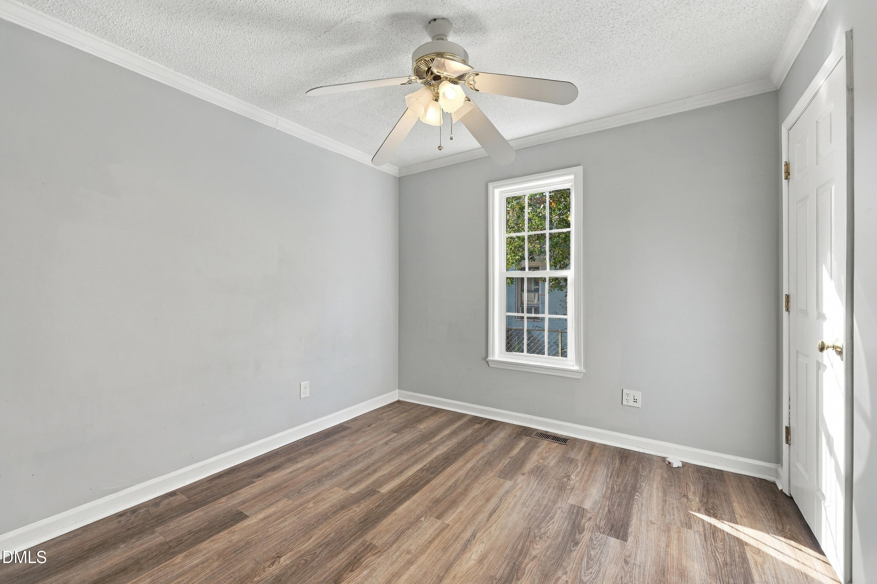 1616 Thompson Street Property Photo 29