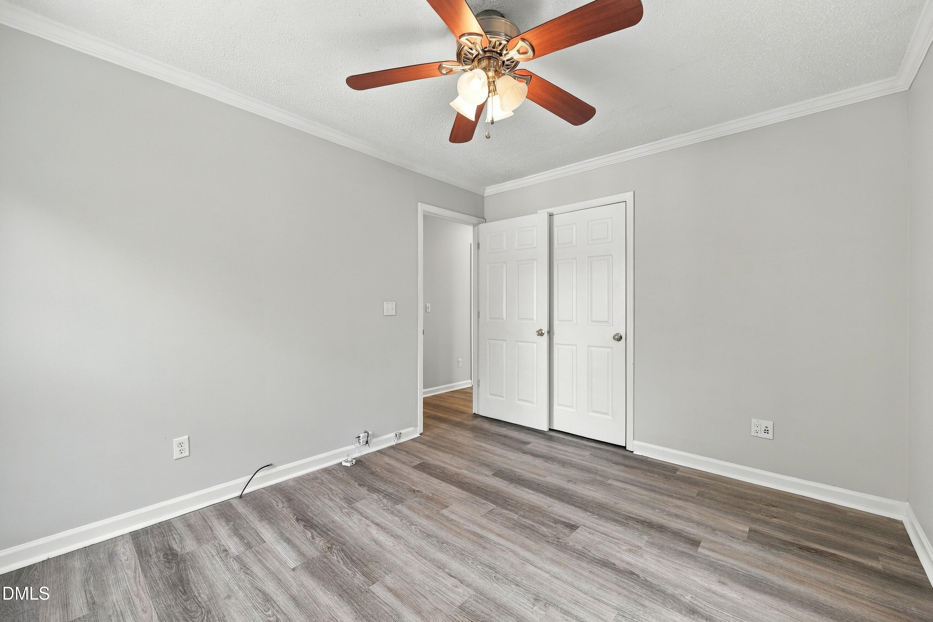 1616 Thompson Street Property Photo 33