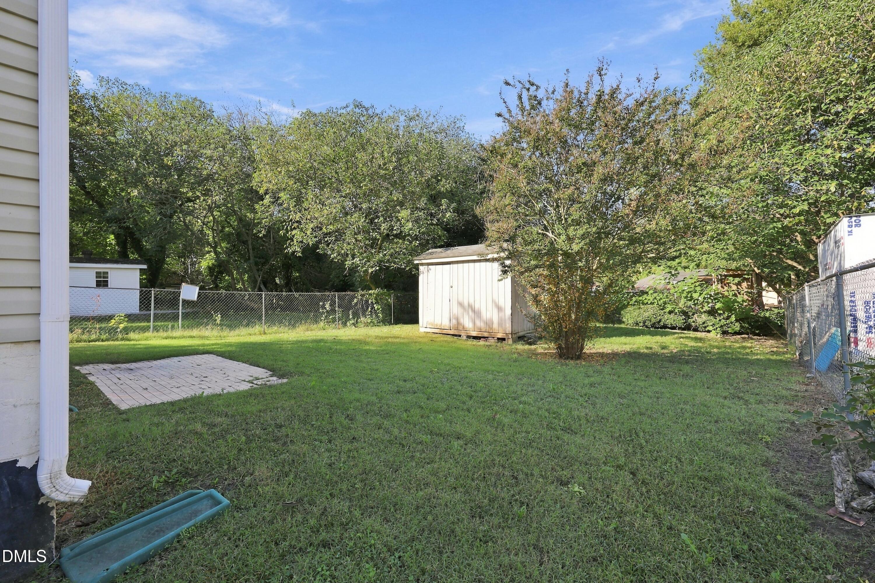 1616 Thompson Street Property Photo 39