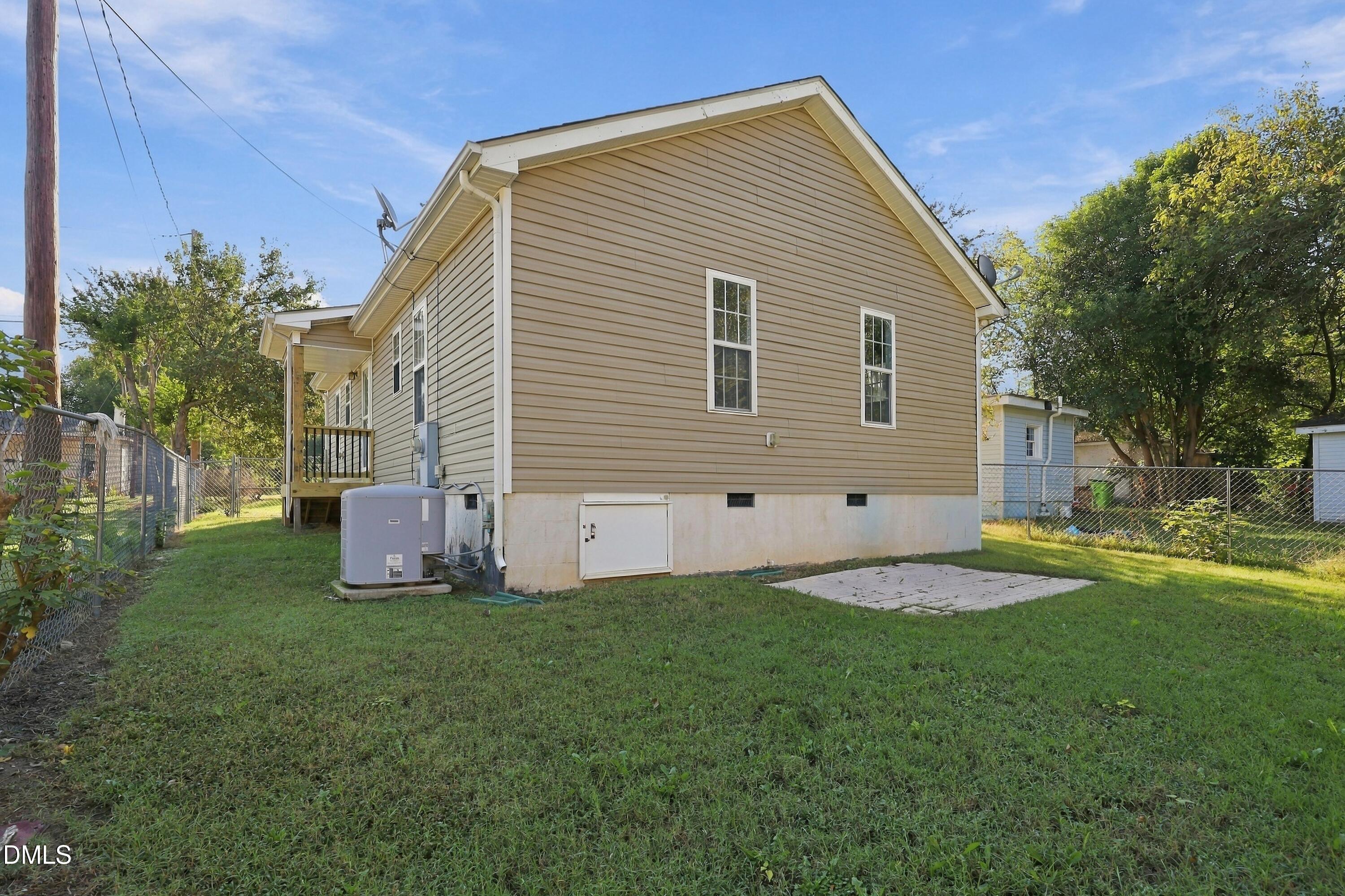 1616 Thompson Street Property Photo 40