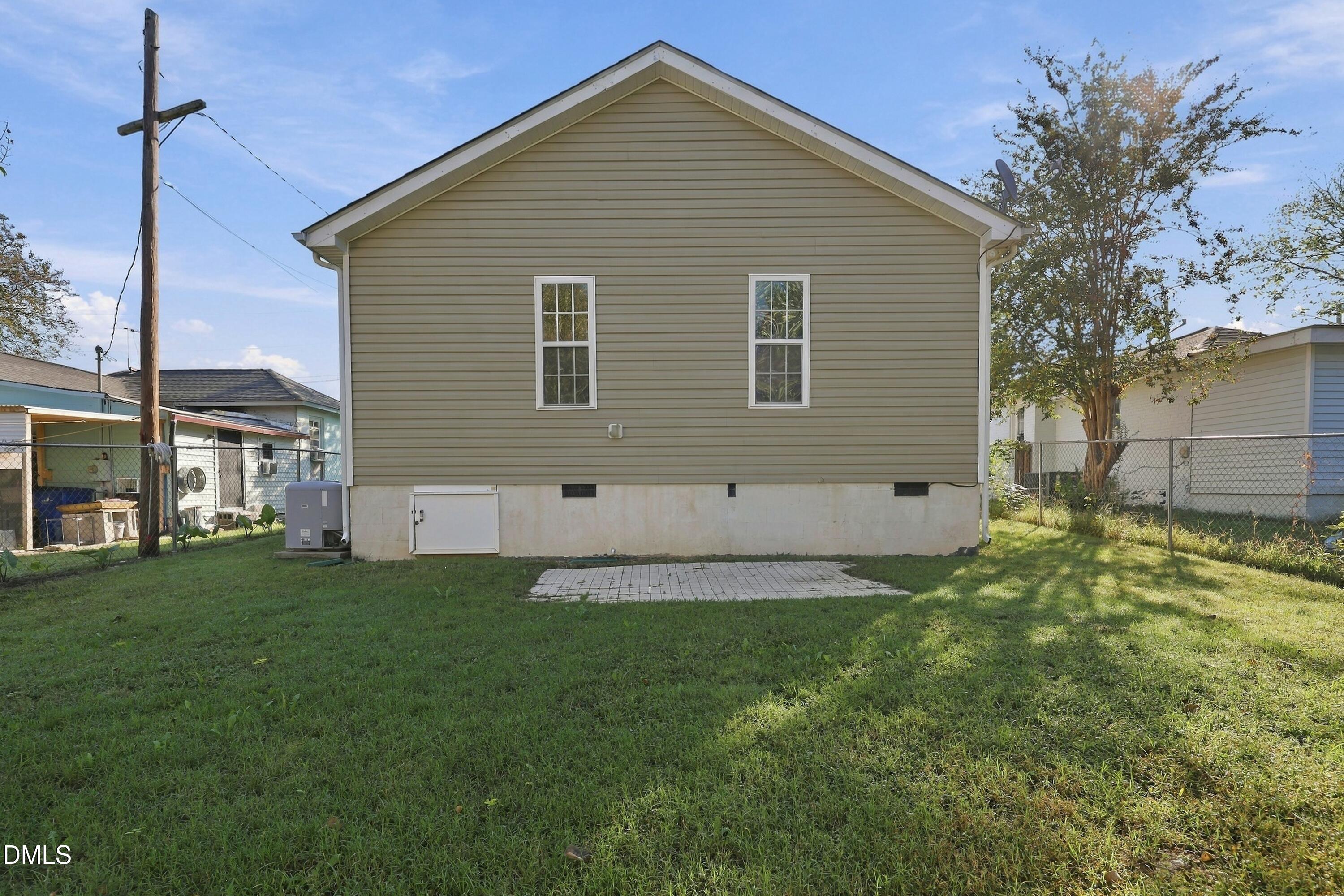 1616 Thompson Street Property Photo 41