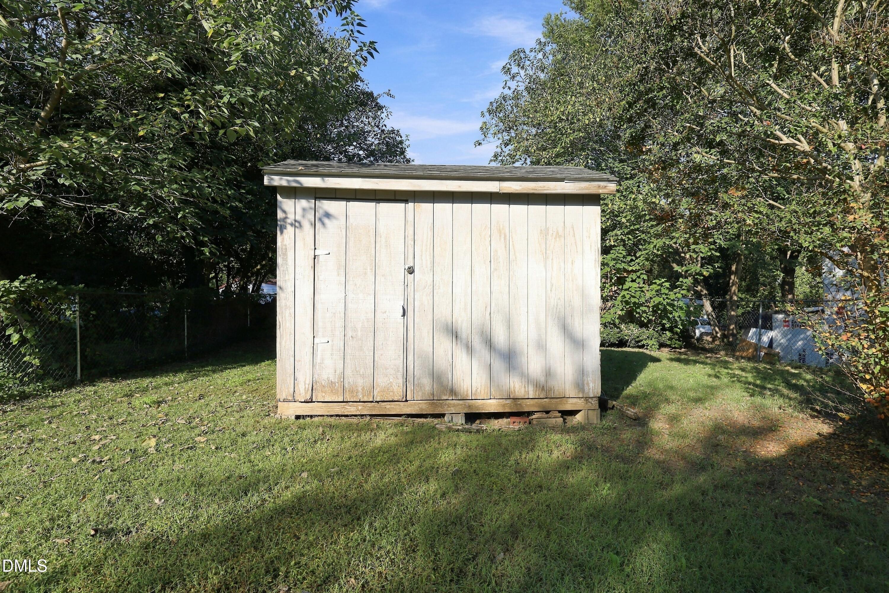 1616 Thompson Street Property Photo 42
