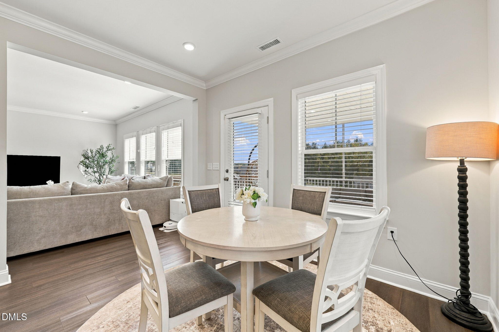 20 E Fountainhead Lane Property Photo 16