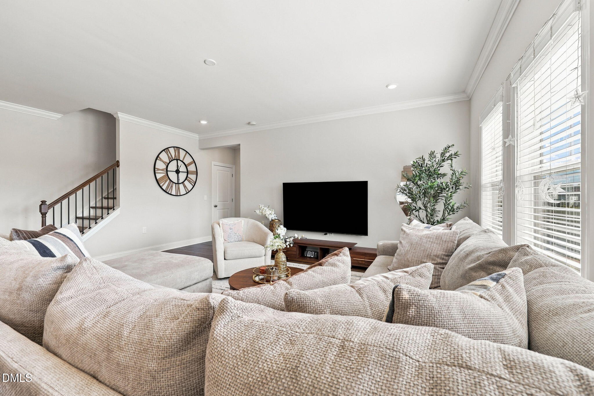 20 E Fountainhead Lane Property Photo 18