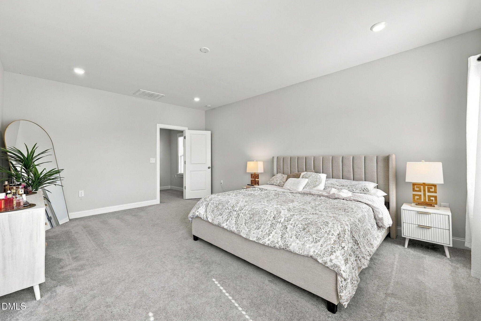 20 E Fountainhead Lane Property Photo 24