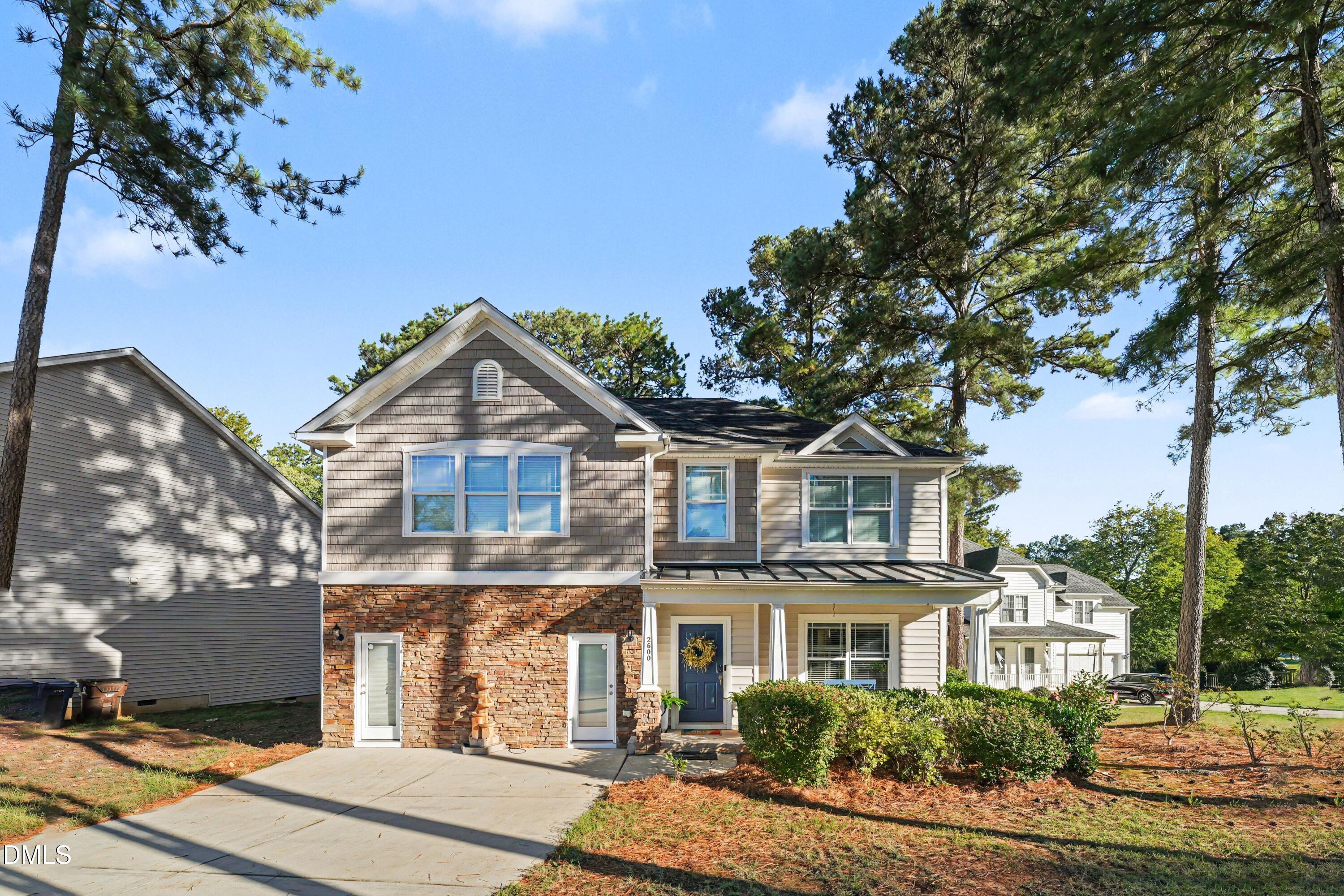 2600 Taton Court Property Photo 2