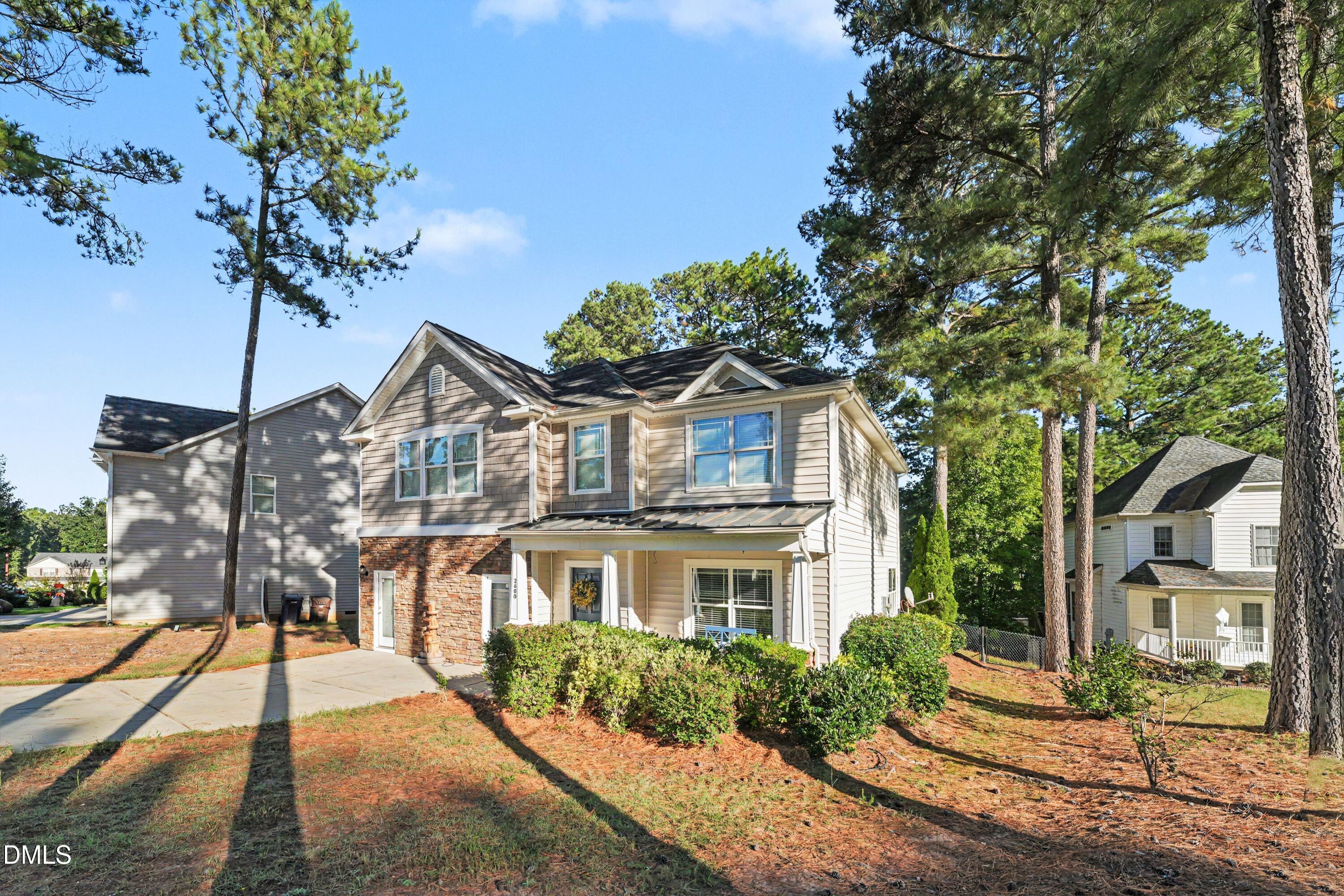 2600 Taton Court Property Photo 3