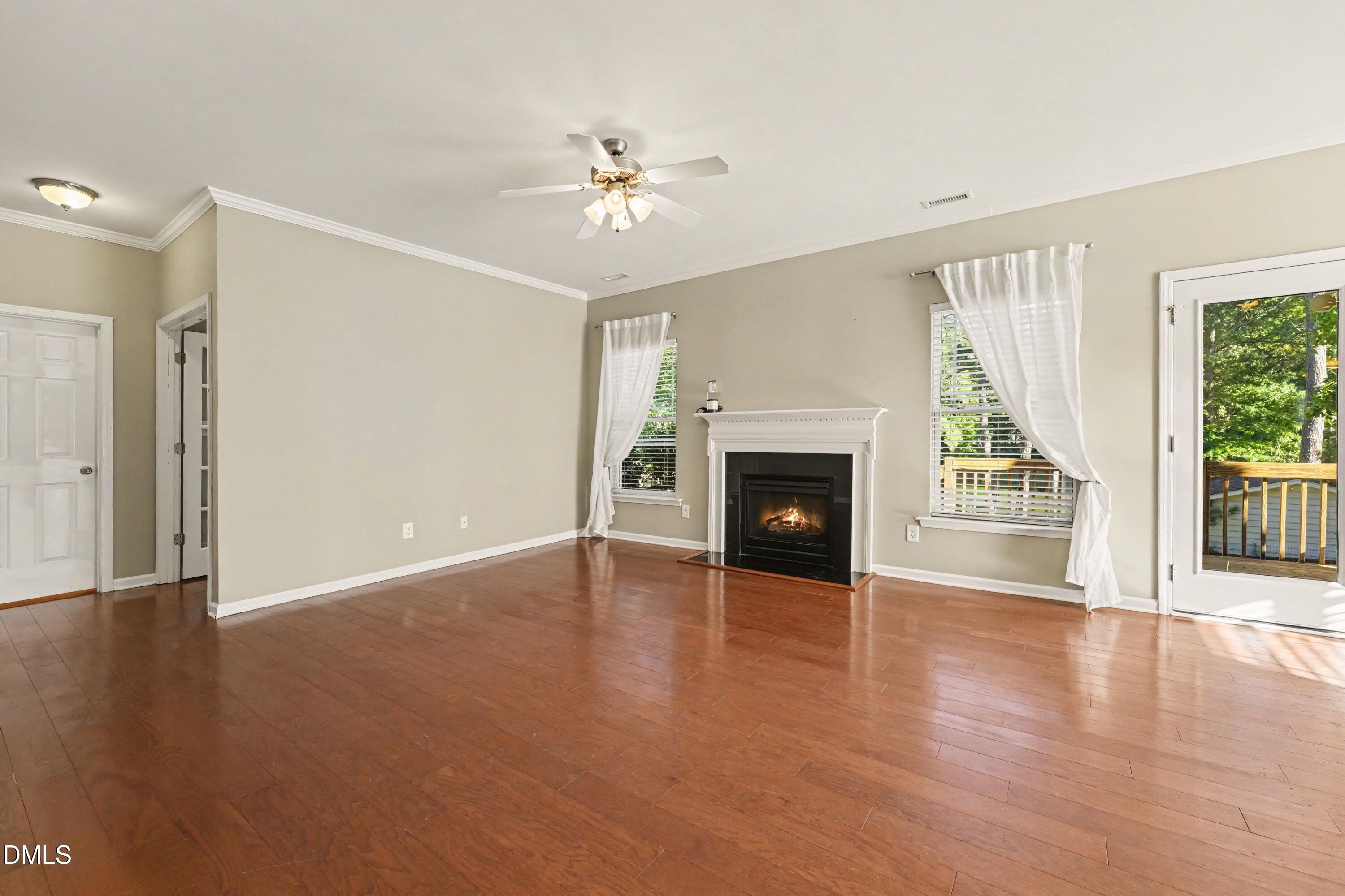 2600 Taton Court Property Photo 8