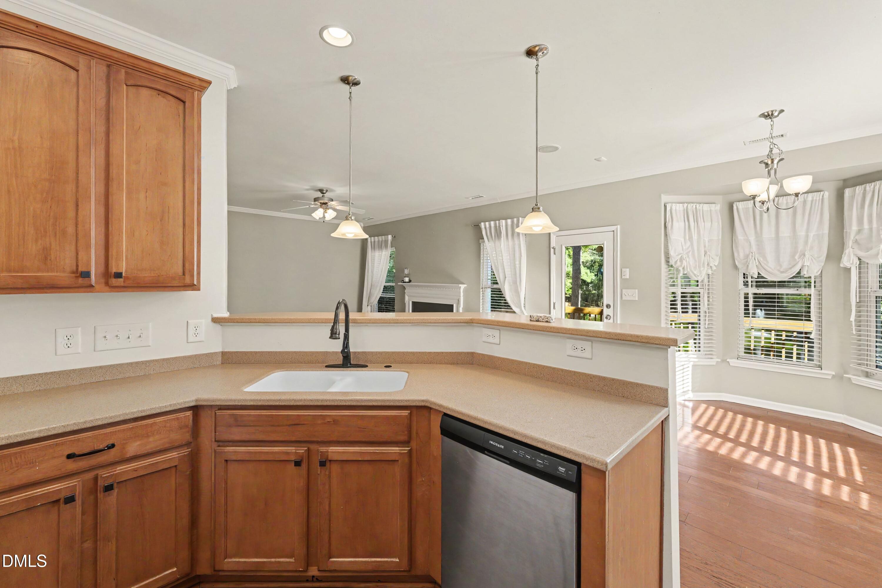 2600 Taton Court Property Photo 13