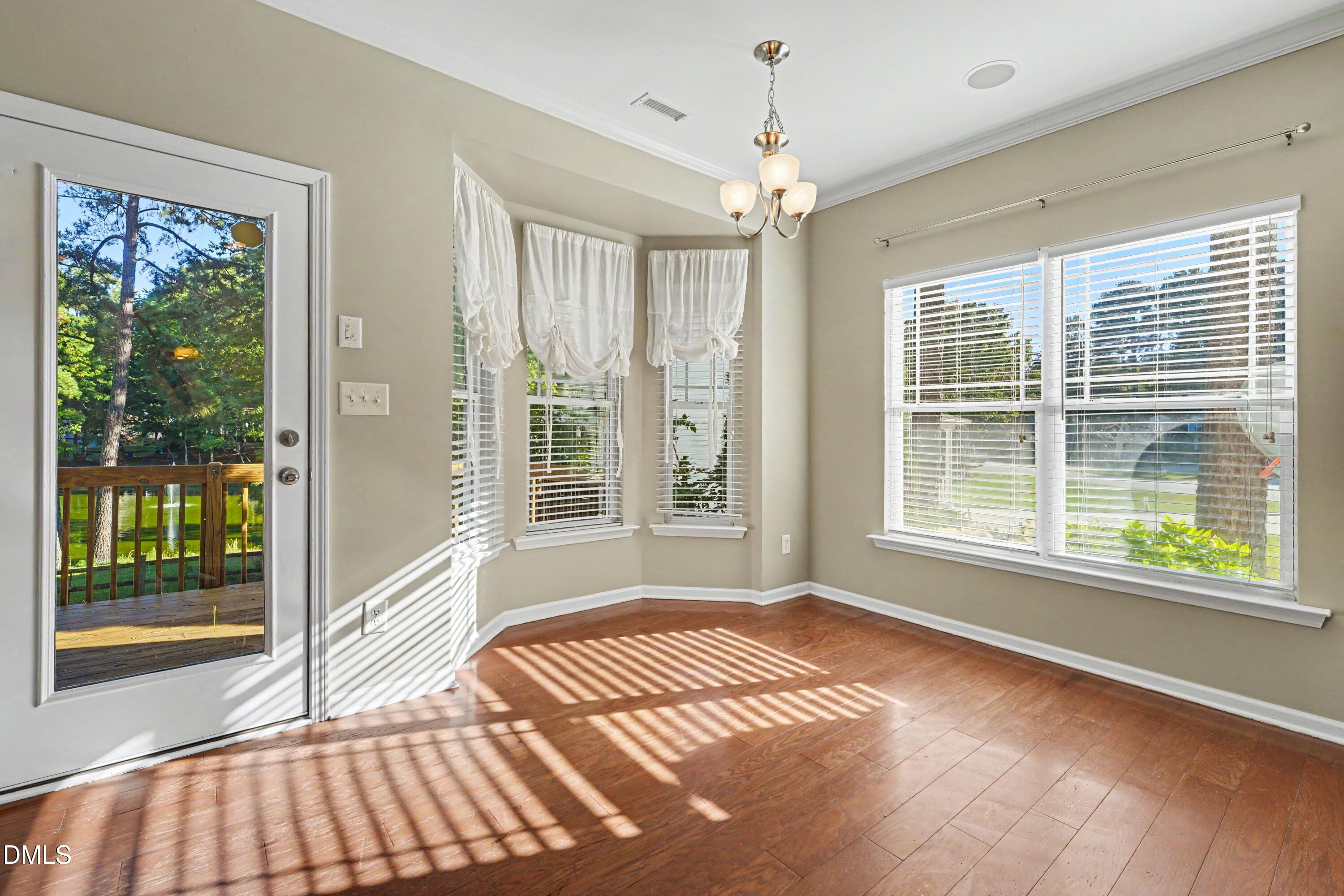 2600 Taton Court Property Photo 14