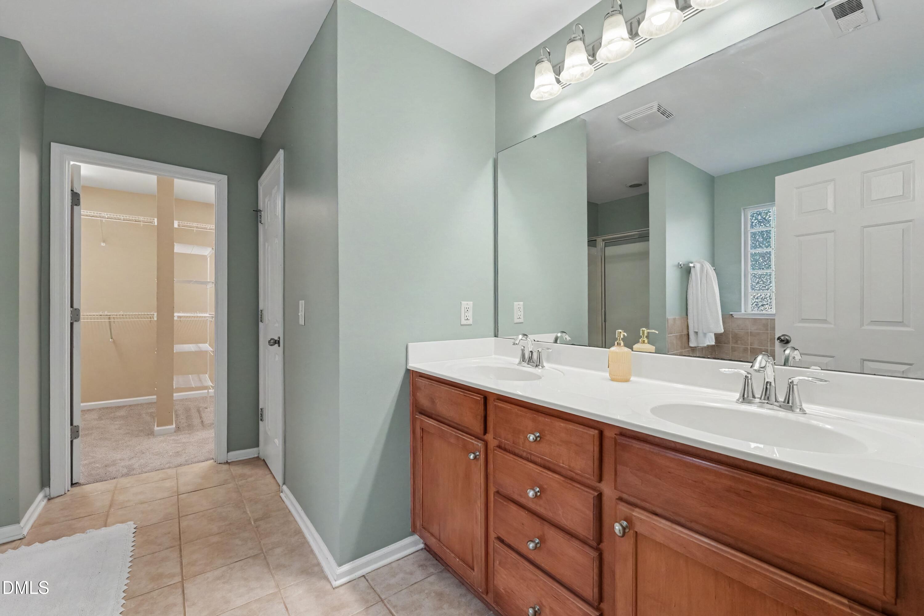 2600 Taton Court Property Photo 28