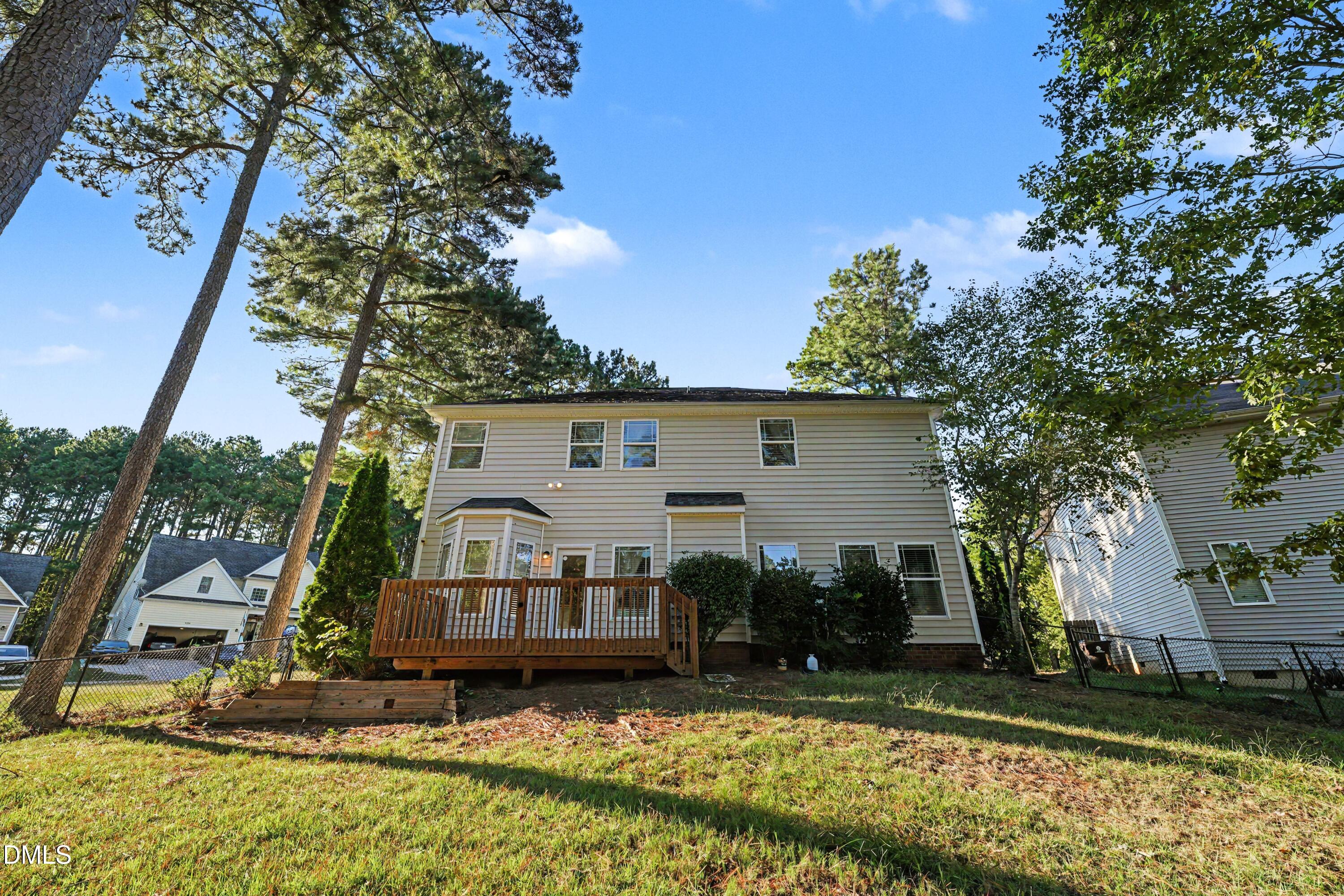 2600 Taton Court Property Photo 34