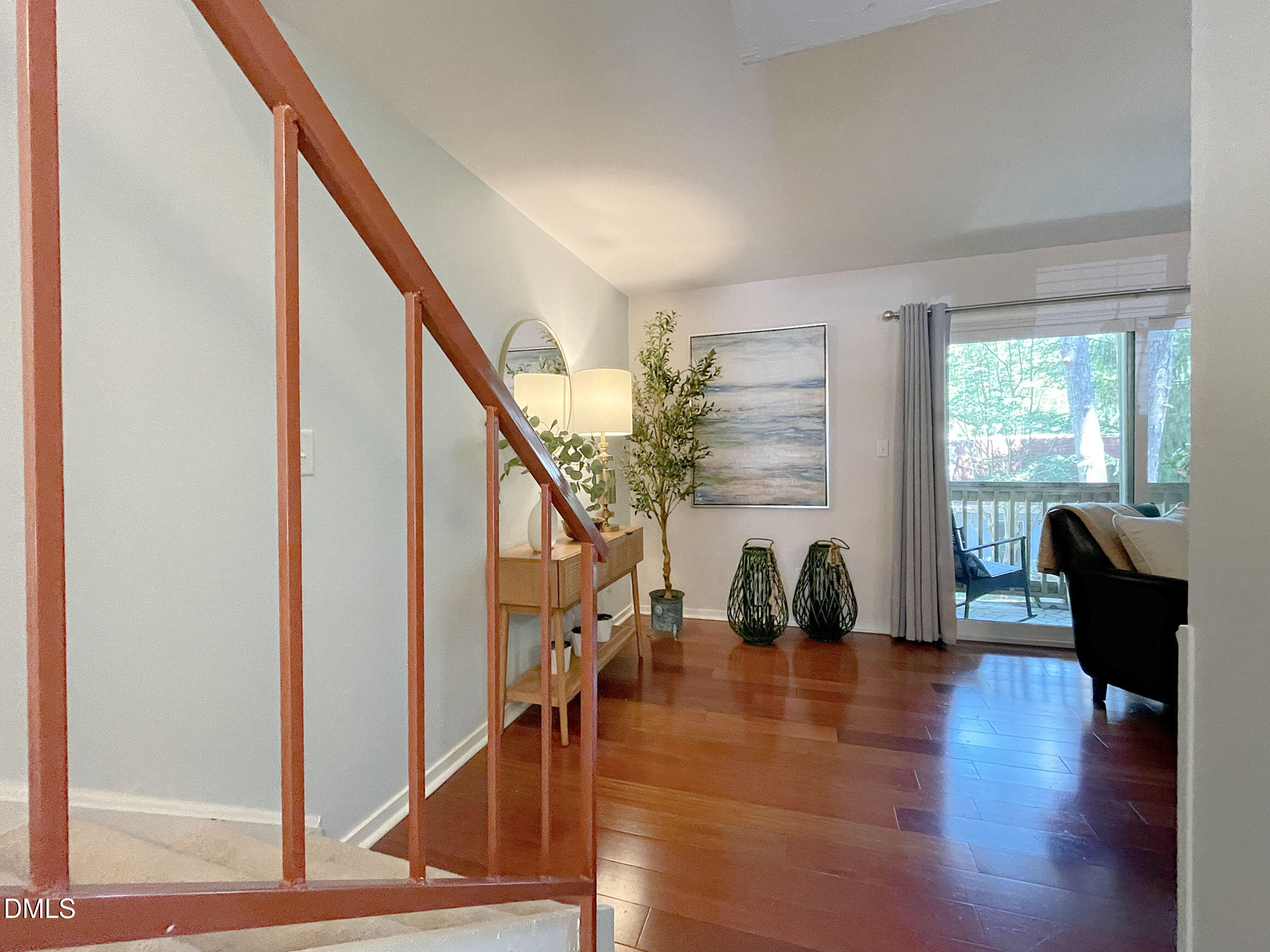 7040 Longstreet Drive Property Photo 4