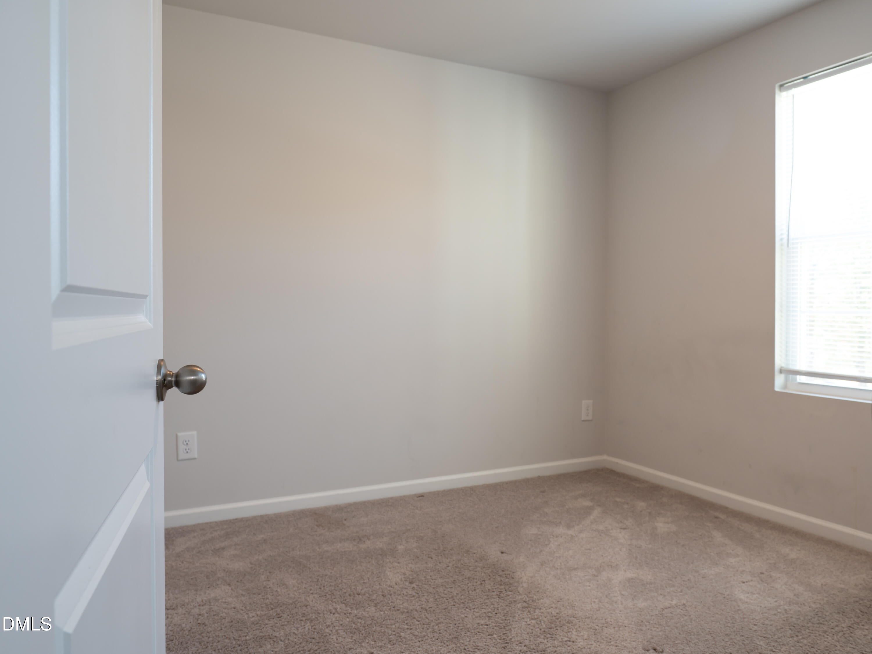 44 Edgemont Avenue Property Photo 22