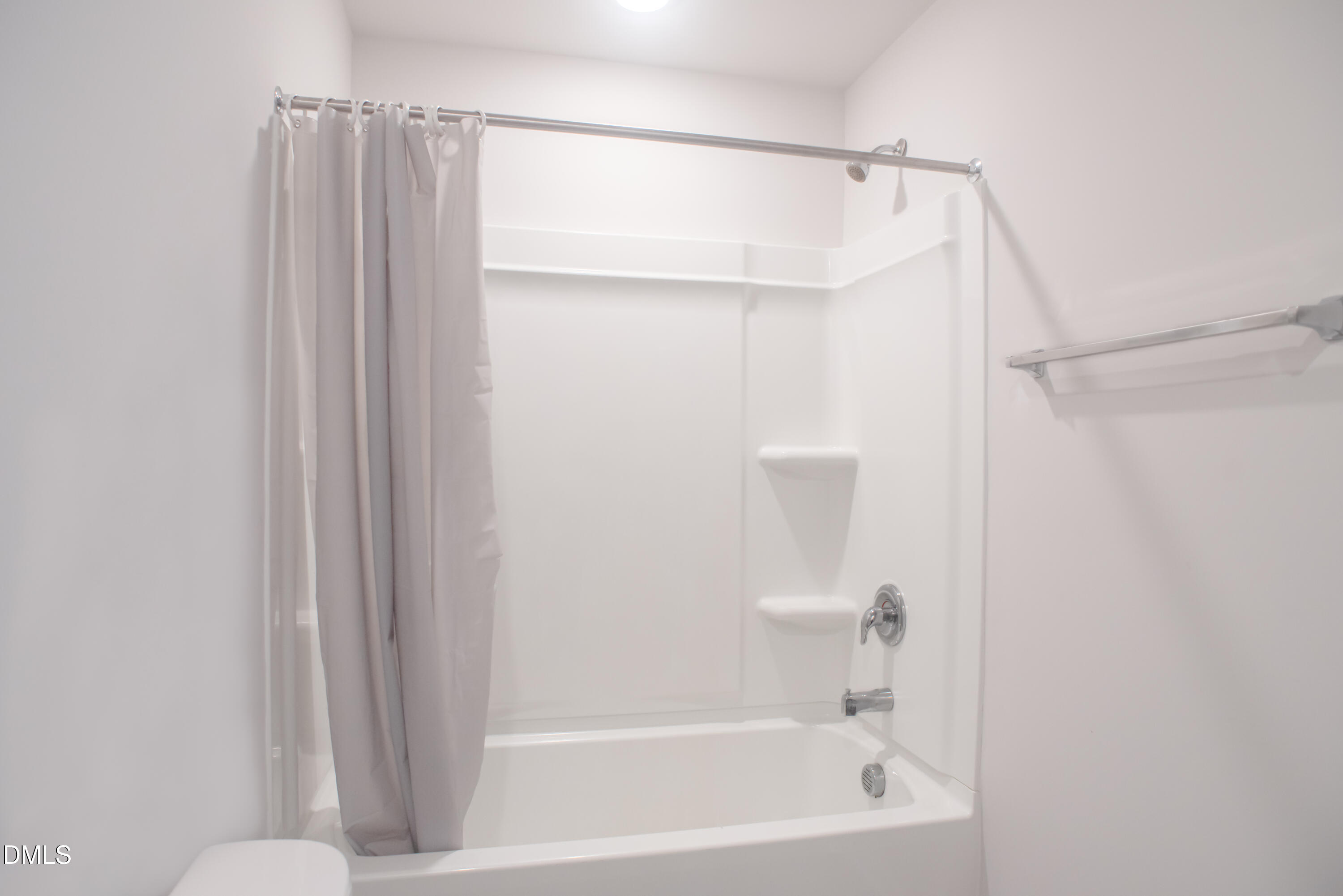 44 Edgemont Avenue Property Photo 25