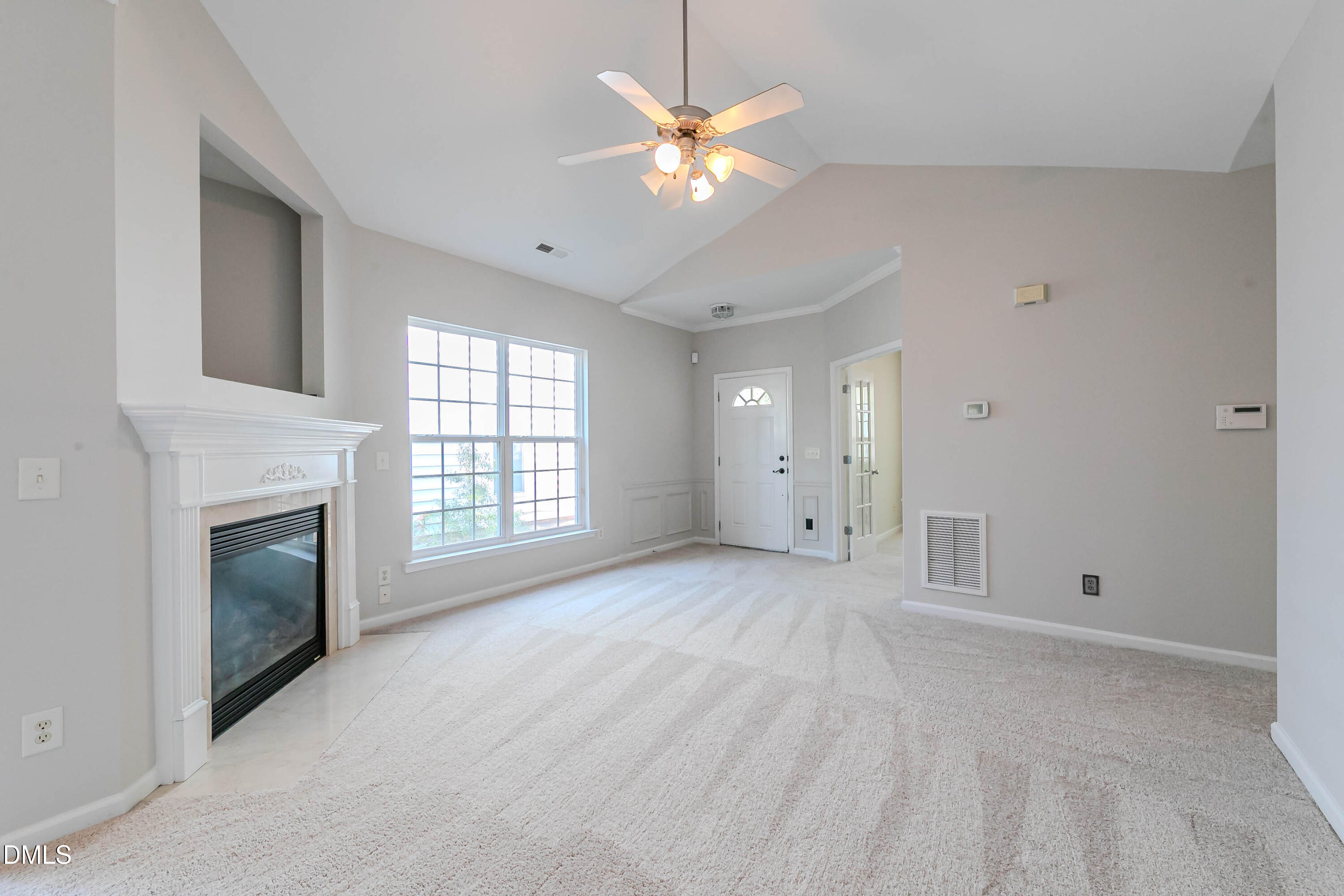 1014 Red Hat Lane Property Photo 7