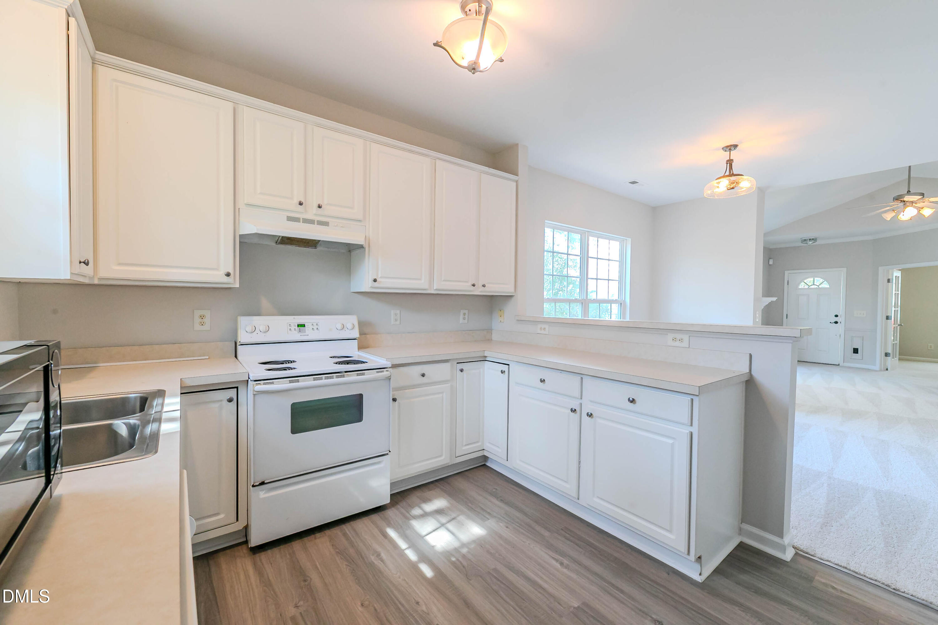 1014 Red Hat Lane Property Photo 14