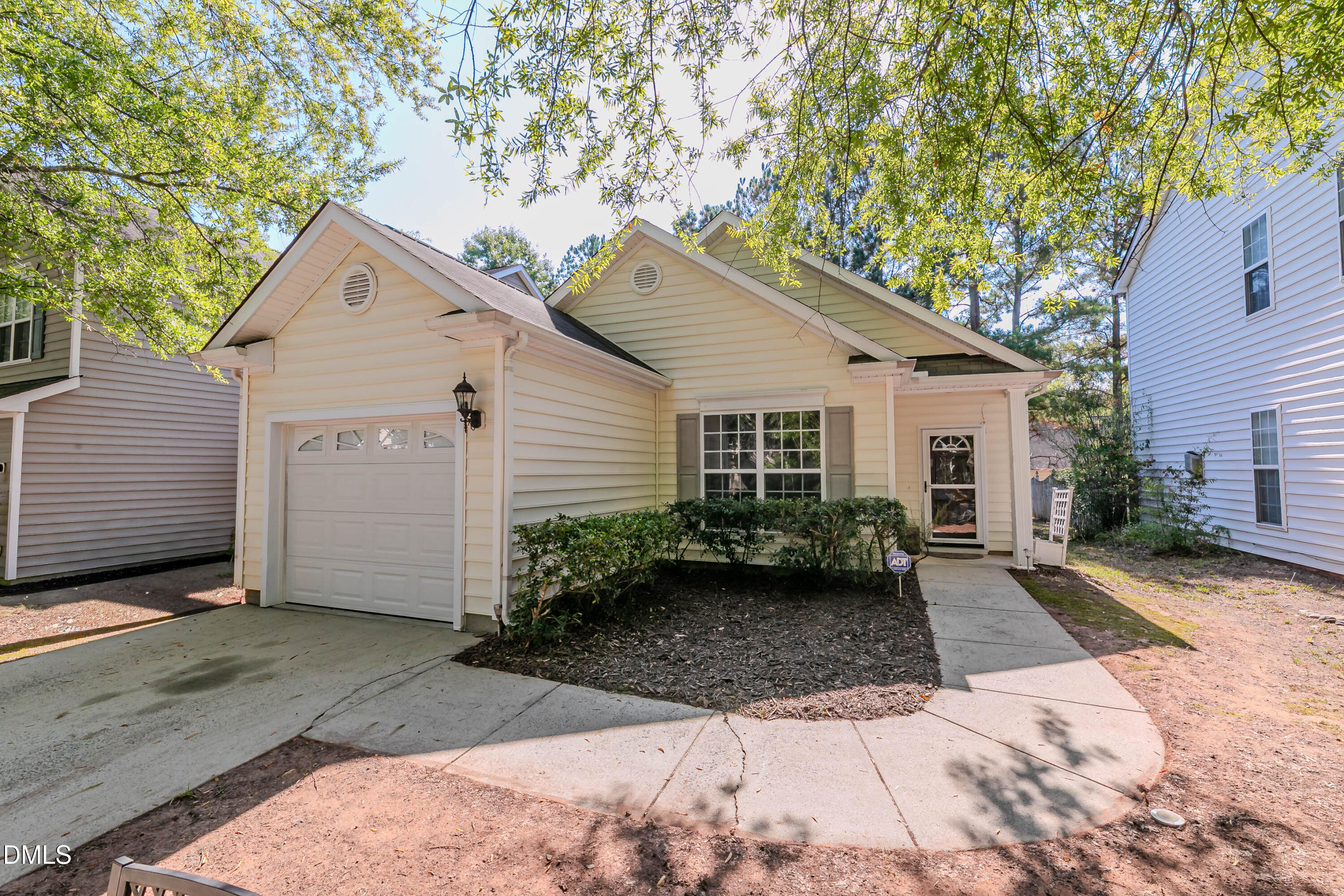 1014 Red Hat Lane Property Photo 28