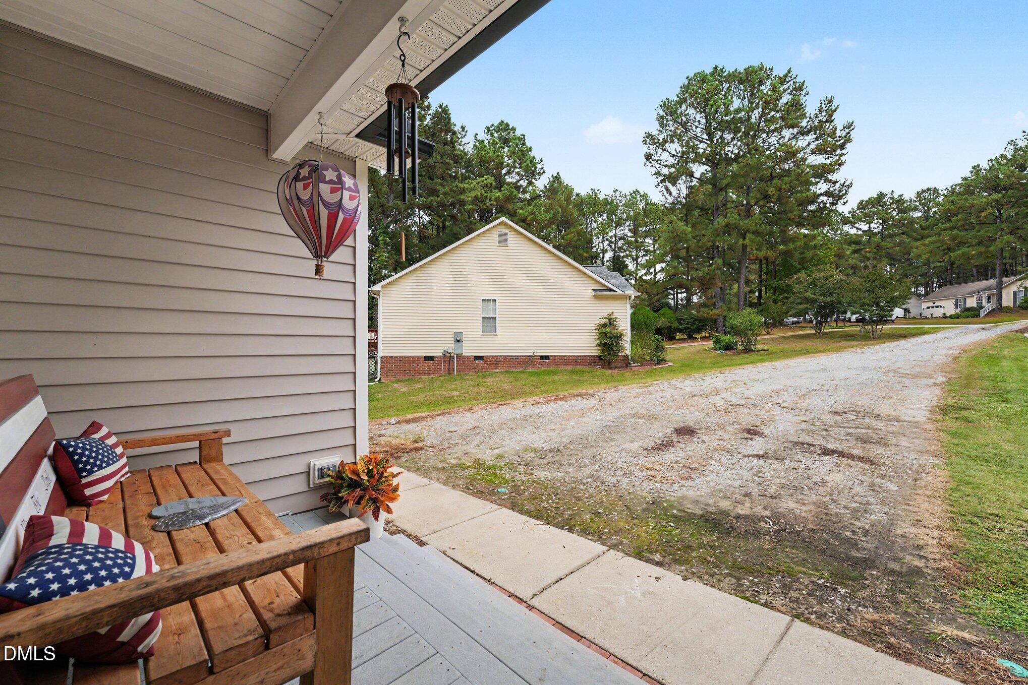 6124 Willow Crest Lane Property Photo 28