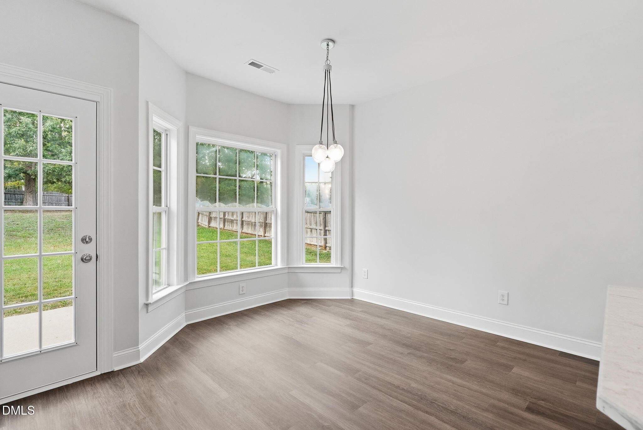 1212 Dexter Ridge Drive Property Photo 26