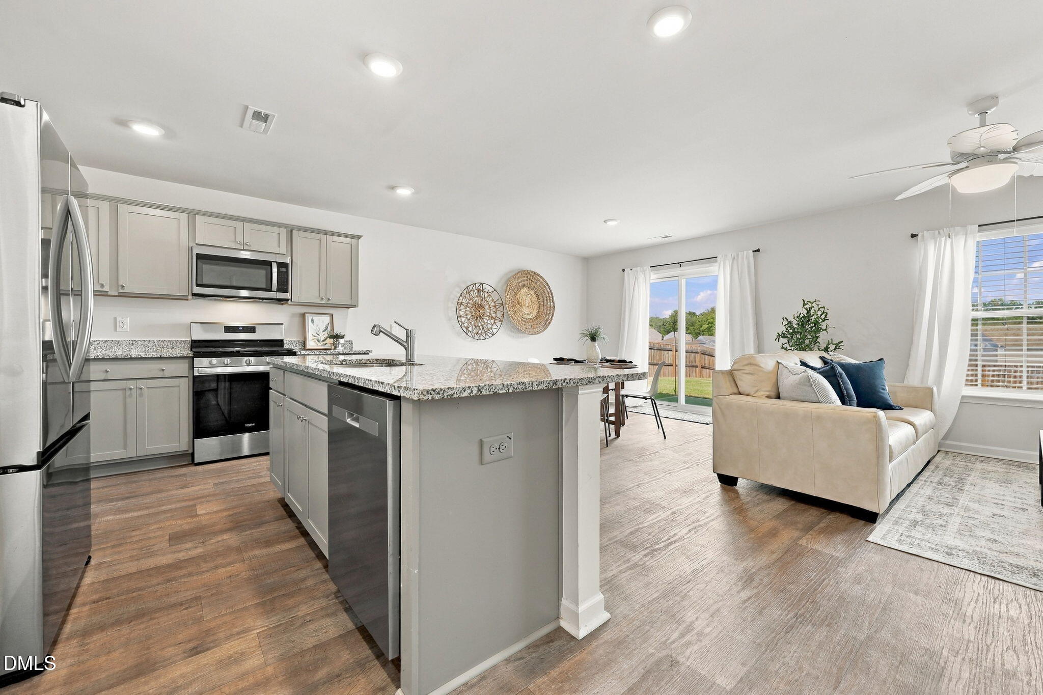 3029 Paradise Way Property Photo 3