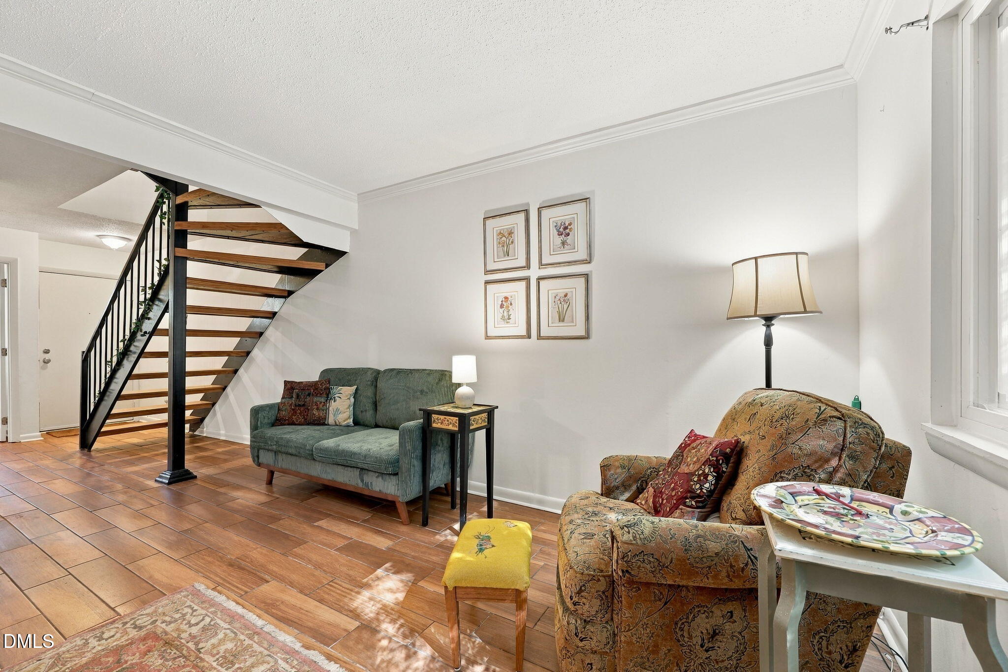 220 Elizabeth Street Property Photo 6