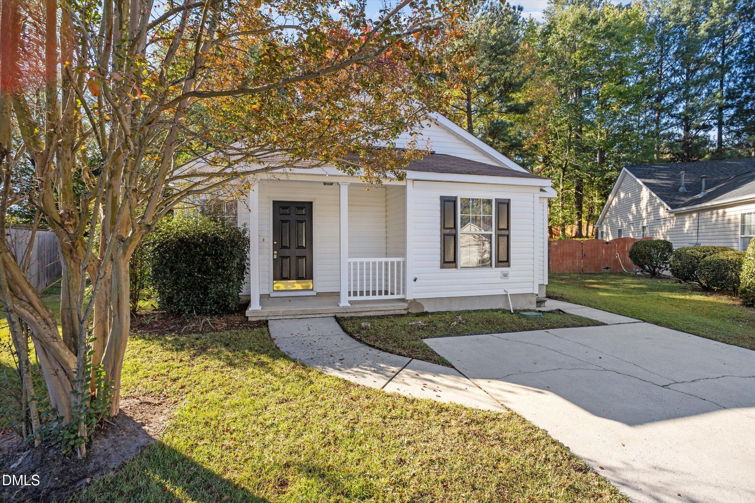 104 Lazy Days Court Property Photo 3