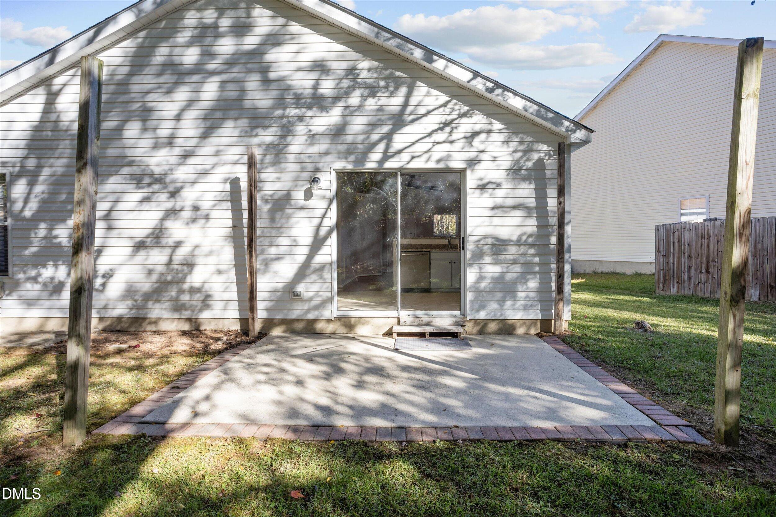 104 Lazy Days Court Property Photo 9
