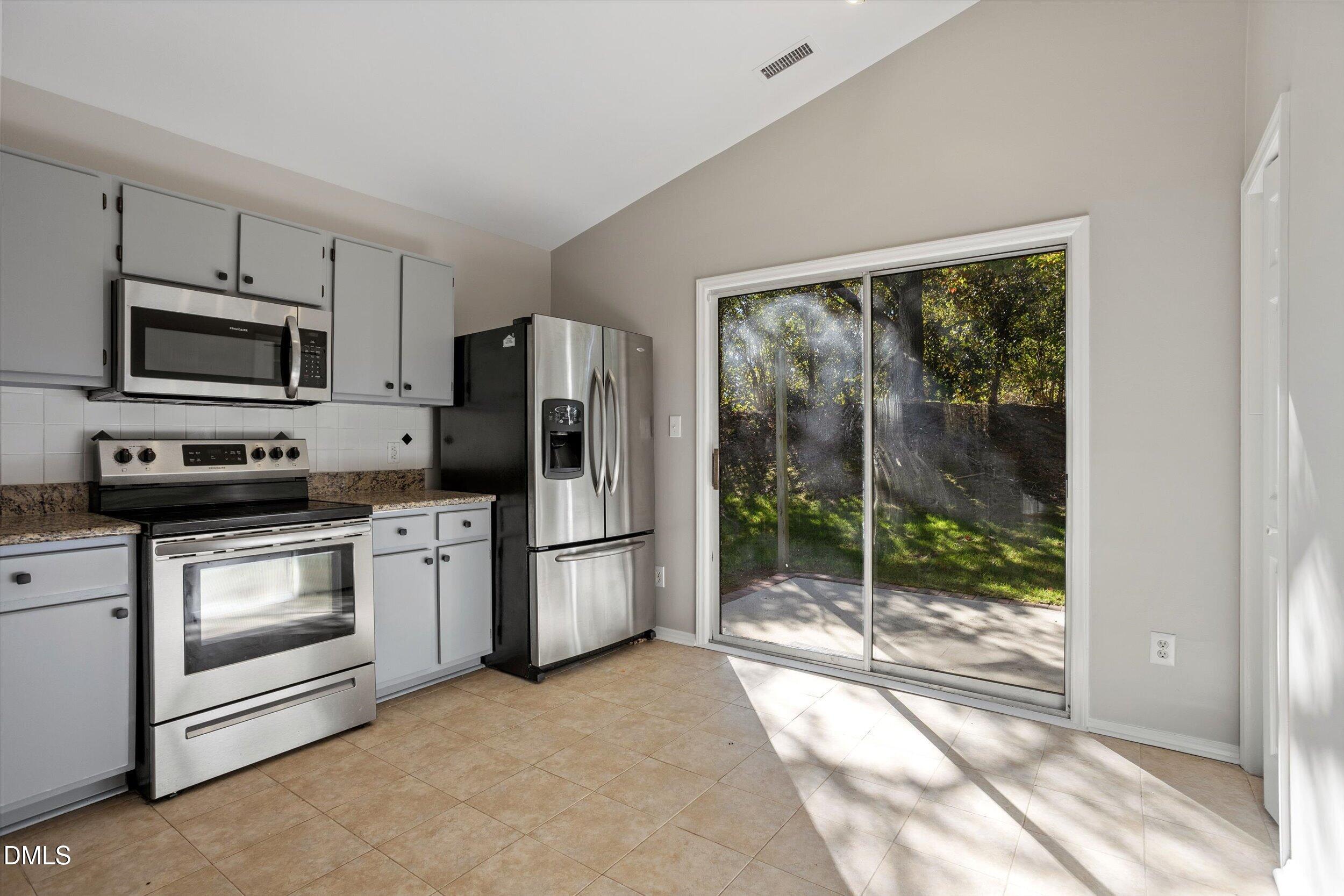 104 Lazy Days Court Property Photo 20