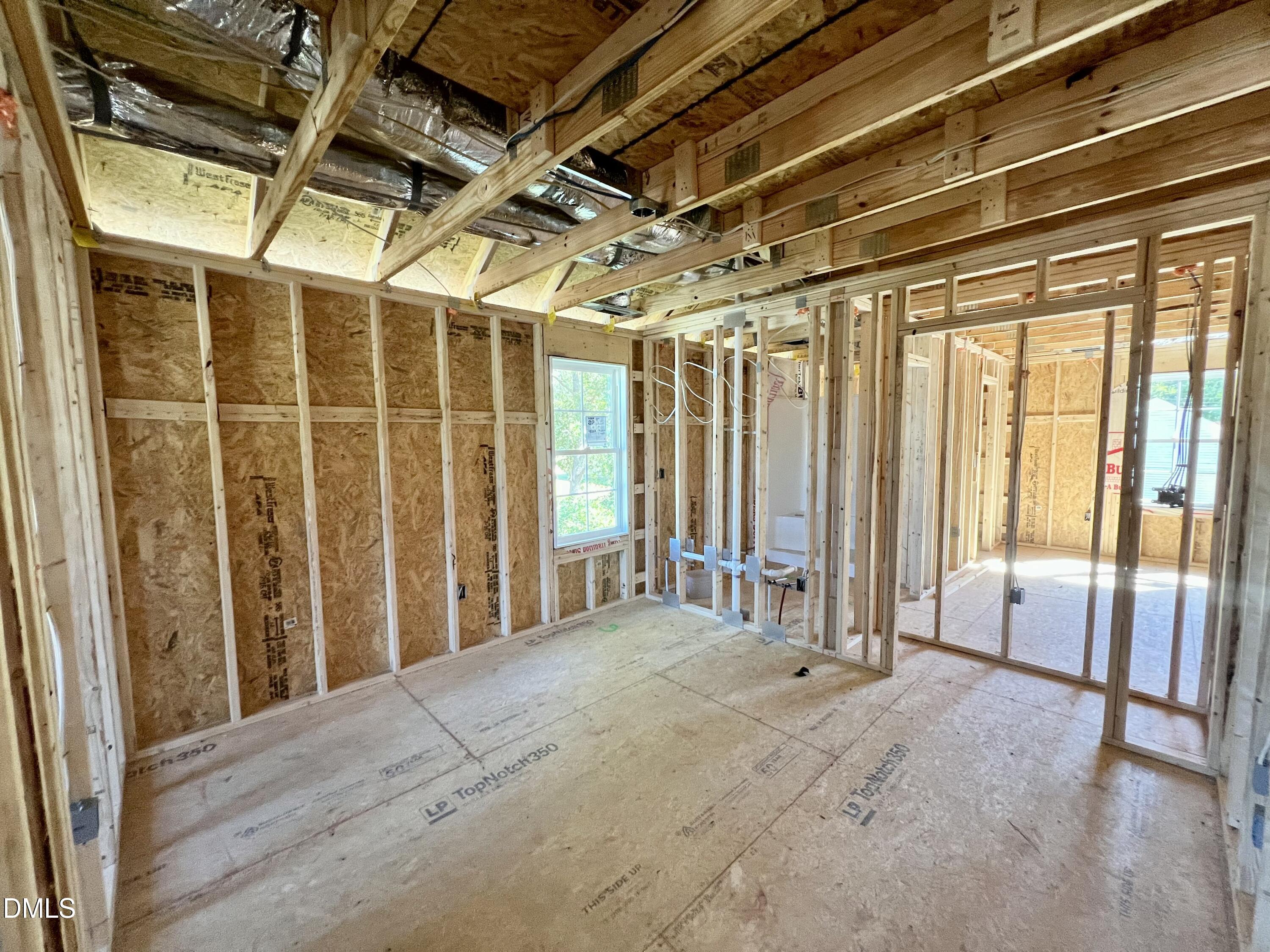 404 S Gardner Avenue Property Photo 14