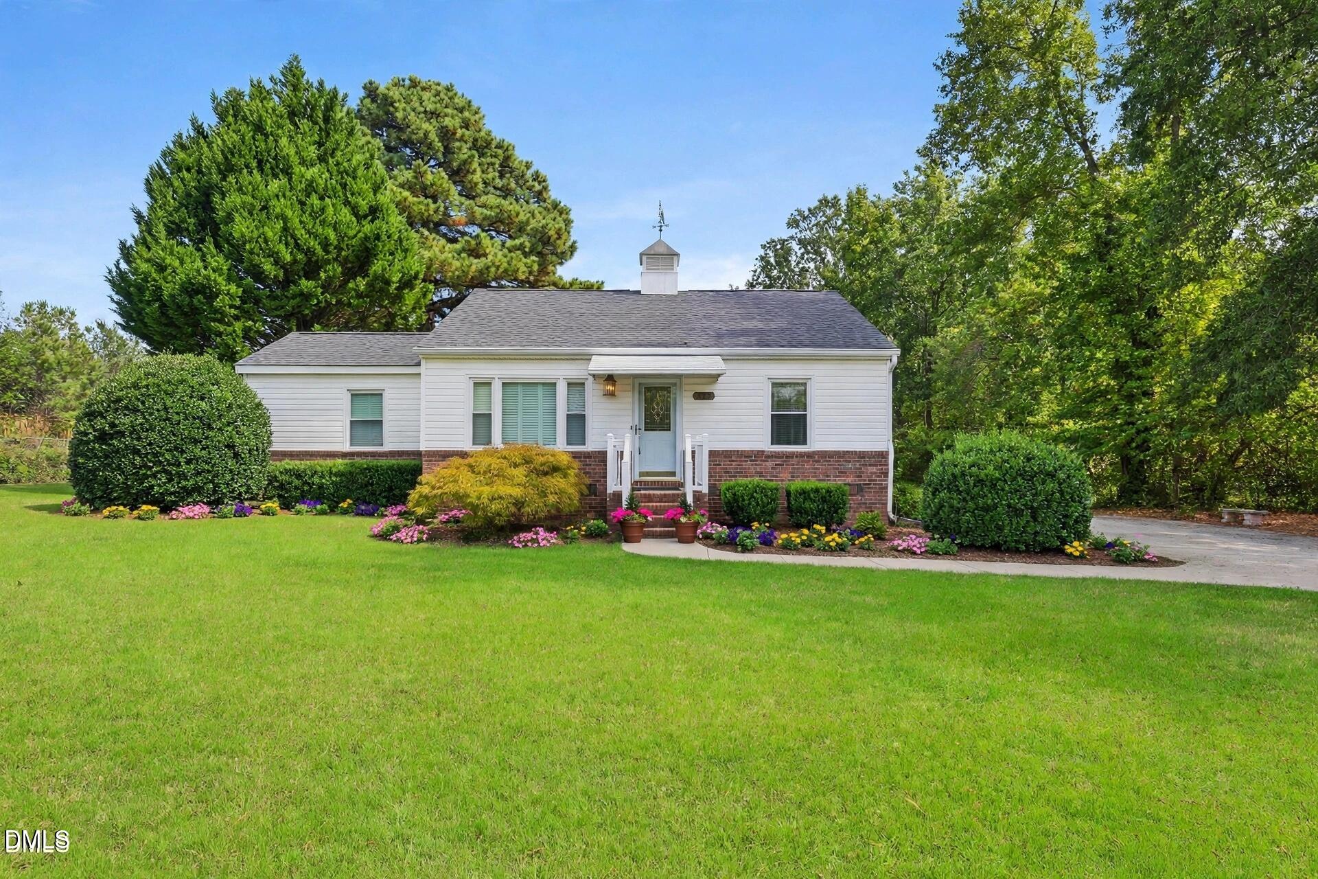 717 Tingen Road Property Photo 1
