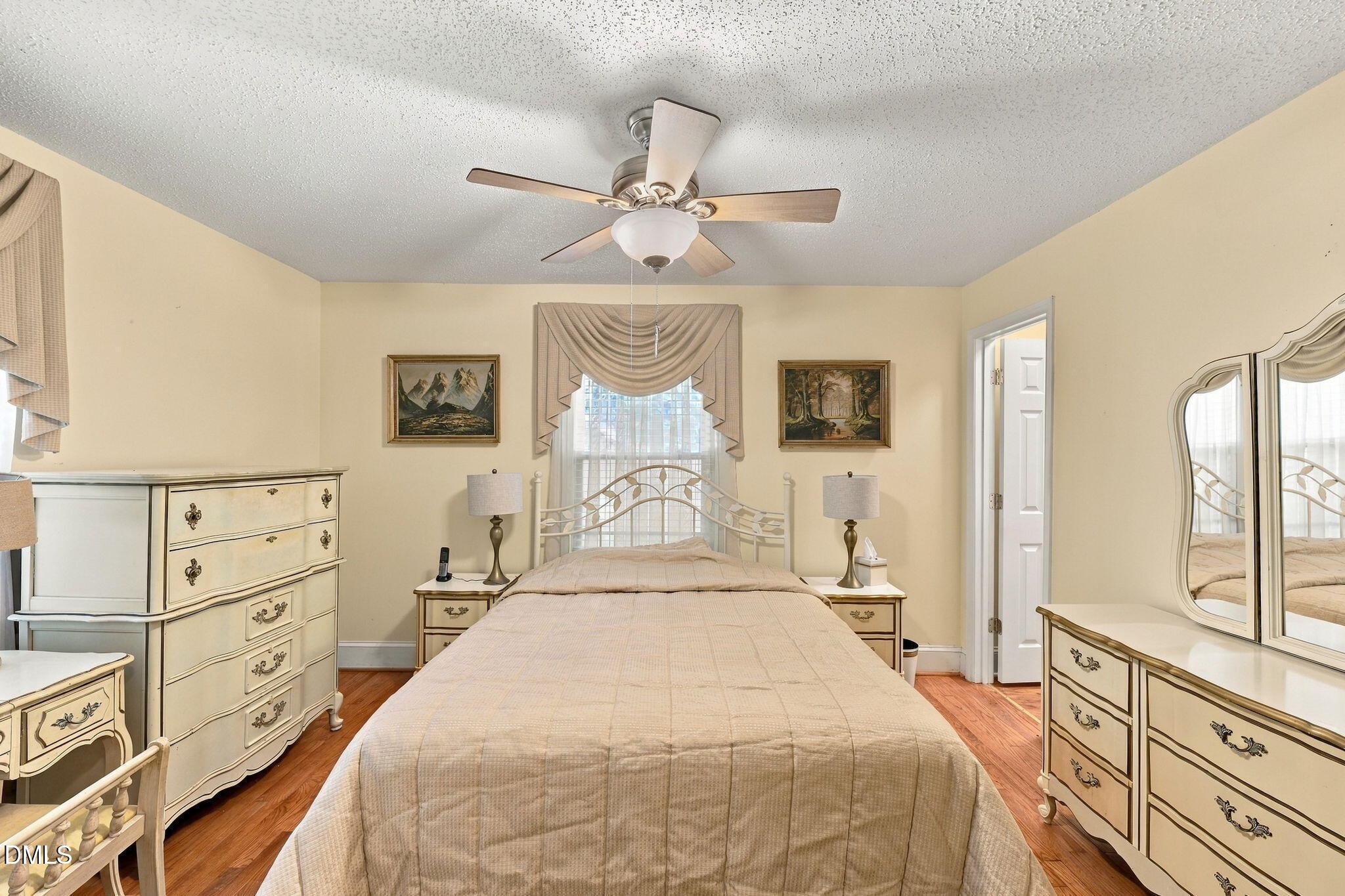 717 Tingen Road Property Photo 17