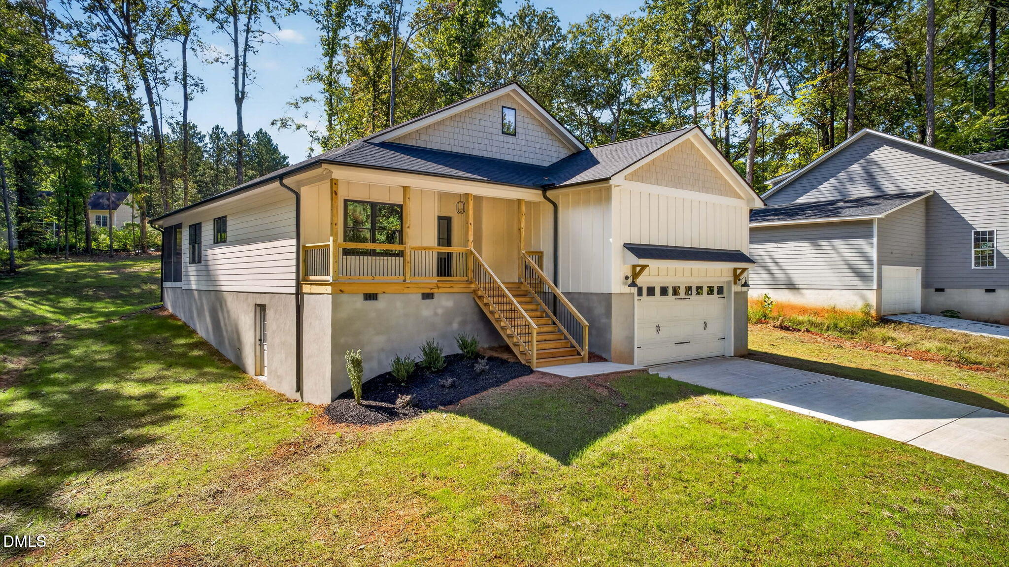 112 Horse Shoe Drive Property Photo 3