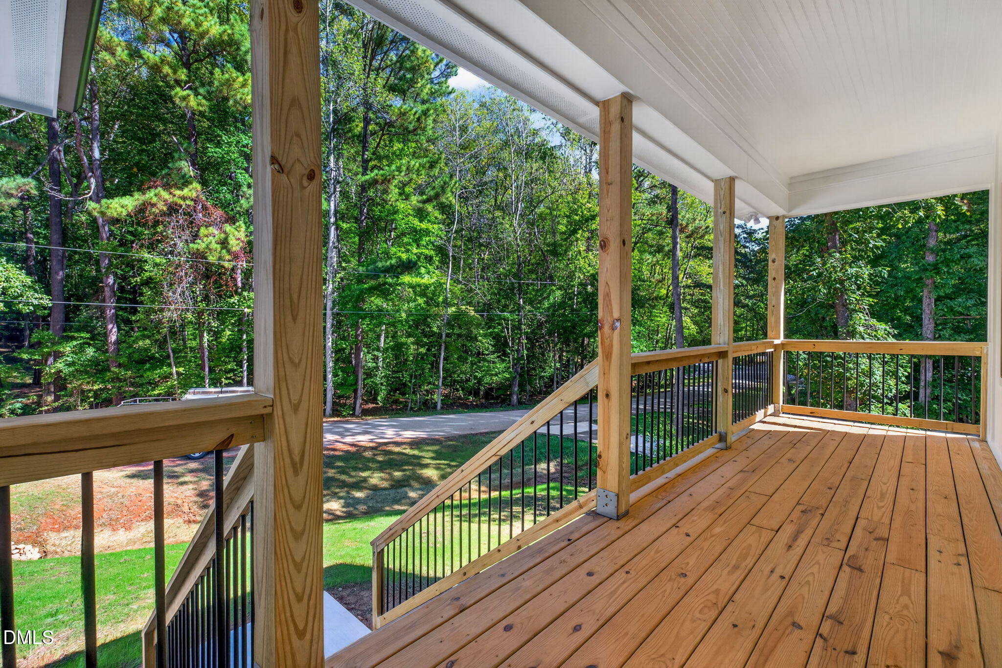 112 Horse Shoe Drive Property Photo 5