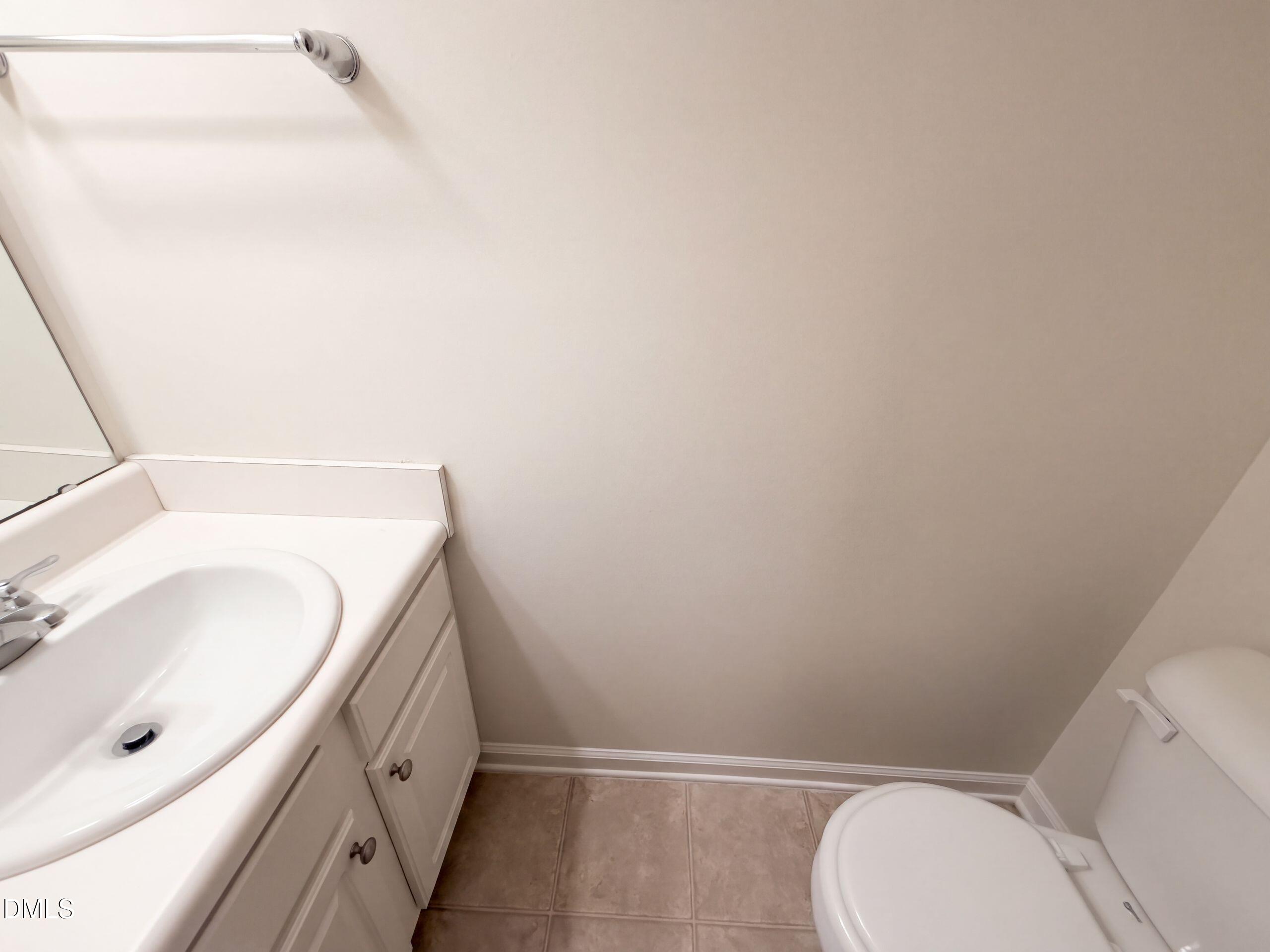 4204 Camden Woods Court Property Photo 9