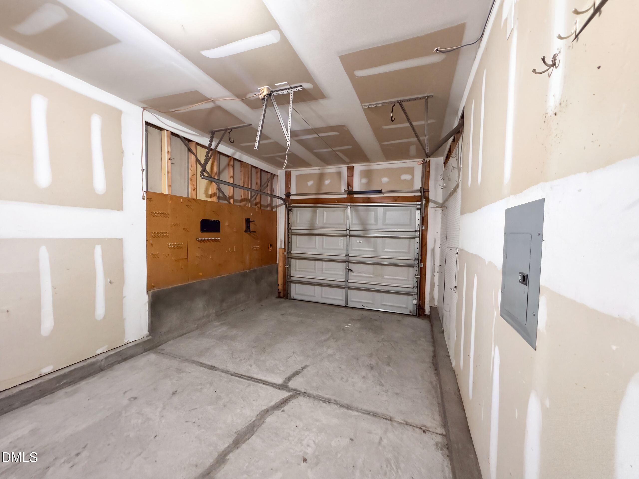 4204 Camden Woods Court Property Photo 19
