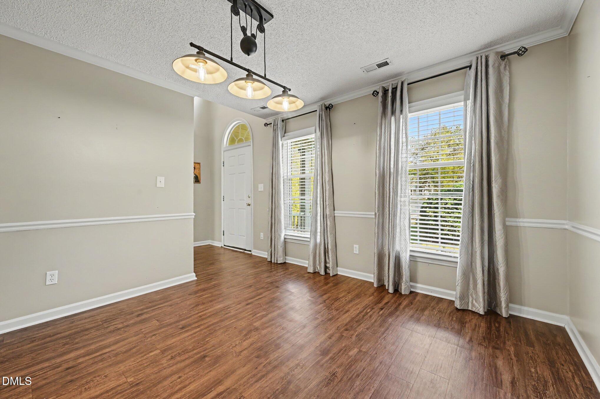 3103 Broomsedge Way Property Photo 3